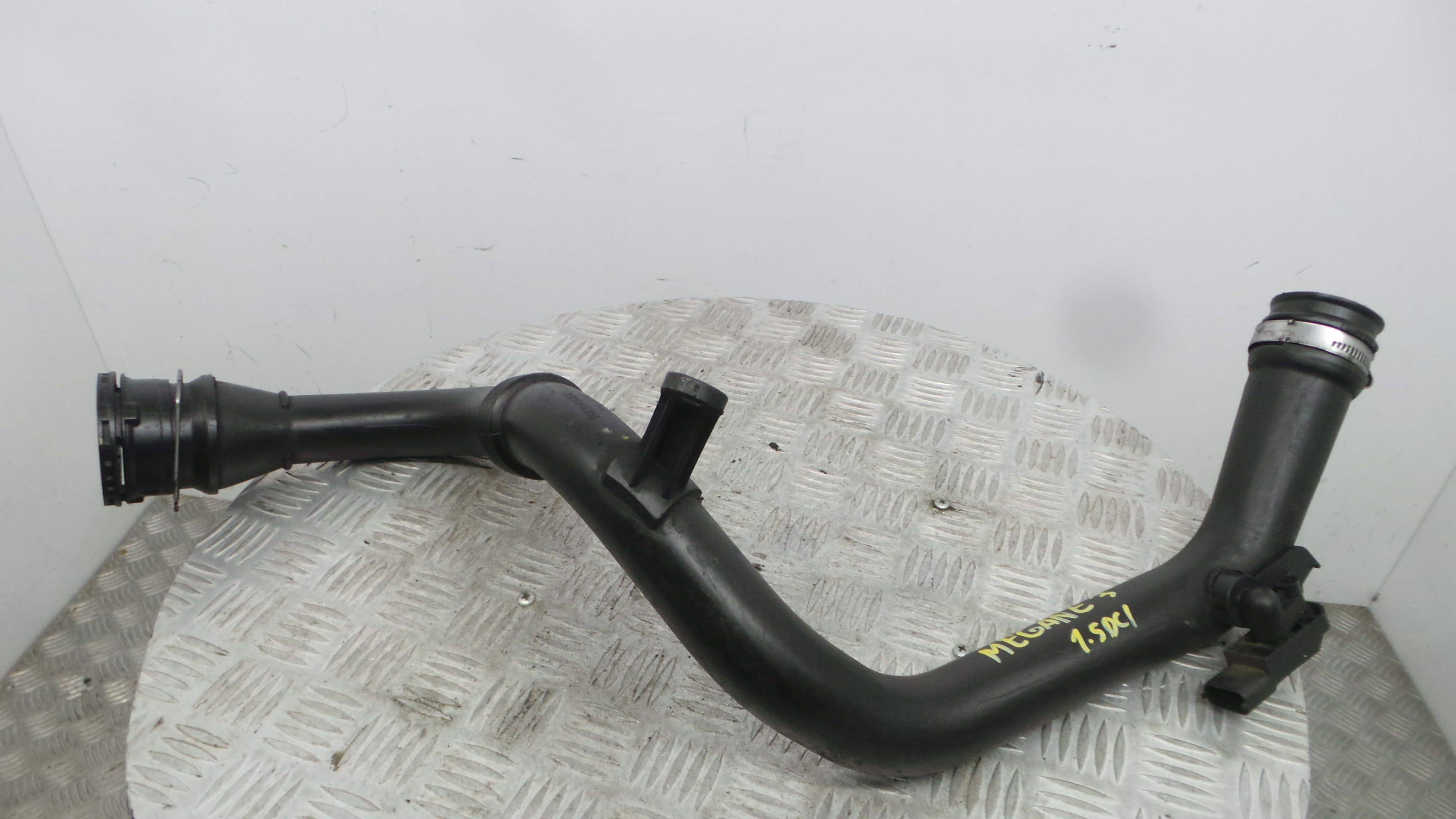 Tubo Intercooler 8200981497 - RENAULT MEGANE III Hatchback (BZ0/1_, B3_)-38298030 Tubo Intercooler 8200981497 - RENAULT MEGANE III Hatchback (BZ0/1_, B3_)-38298030