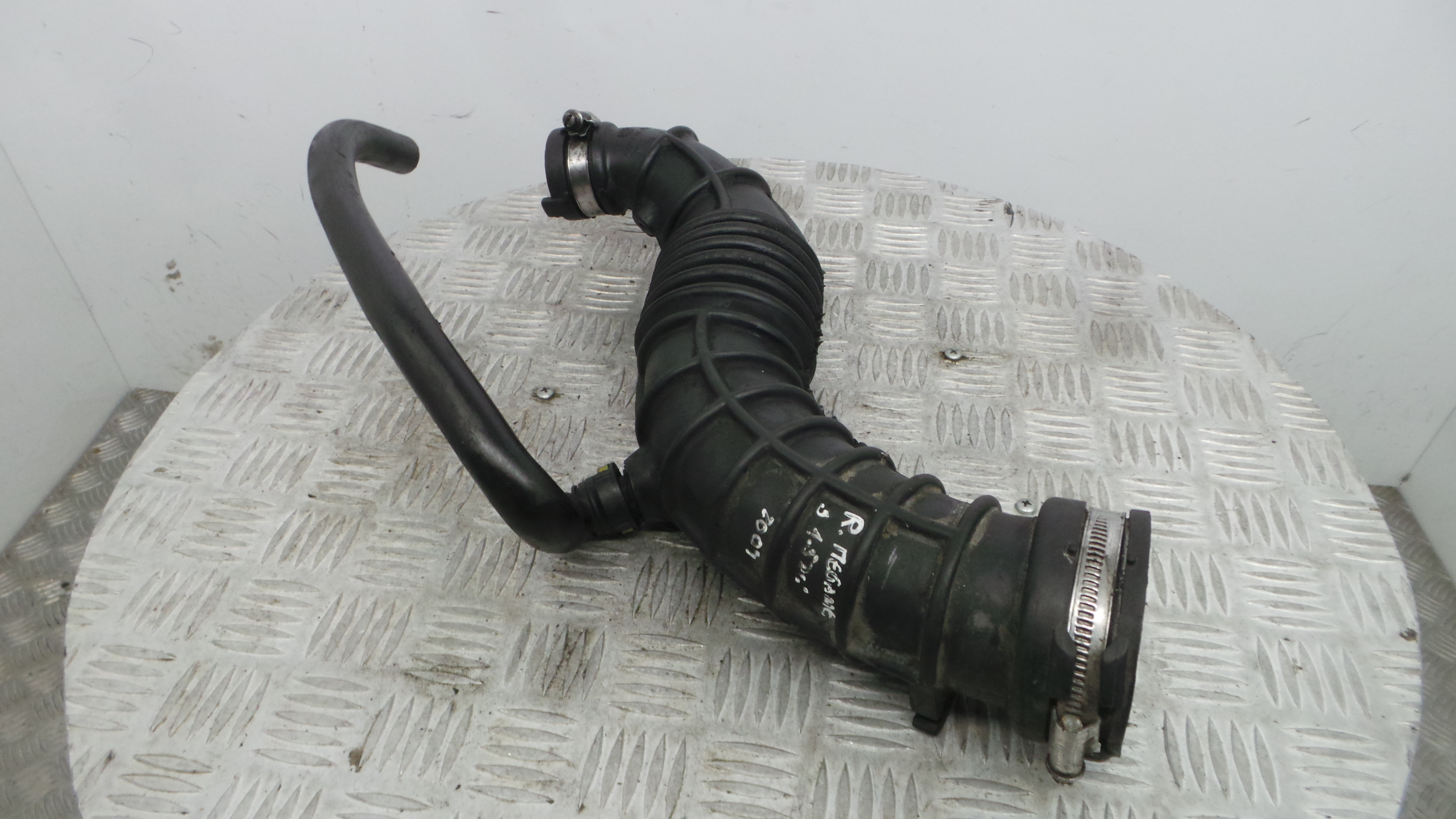 Tubo Intercooler 8200750731B – RENAULT MEGANE III Hatchback (BZ0/1_, B3_)