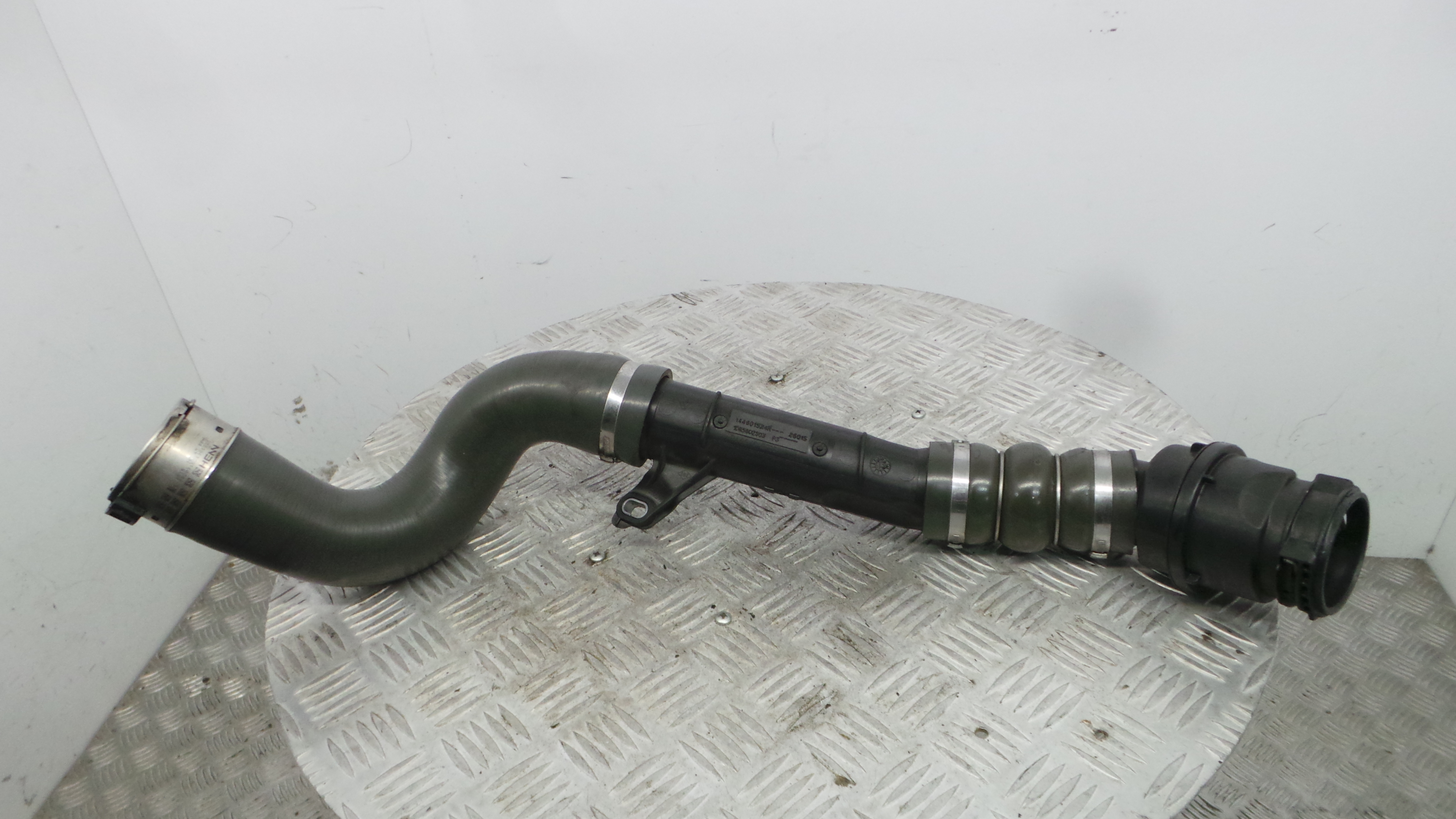 Tubo Intercooler 144601524R - RENAULT CLIO IV (BH_)-38299049 Tubo Intercooler 144601524R - RENAULT CLIO IV (BH_)-38299049