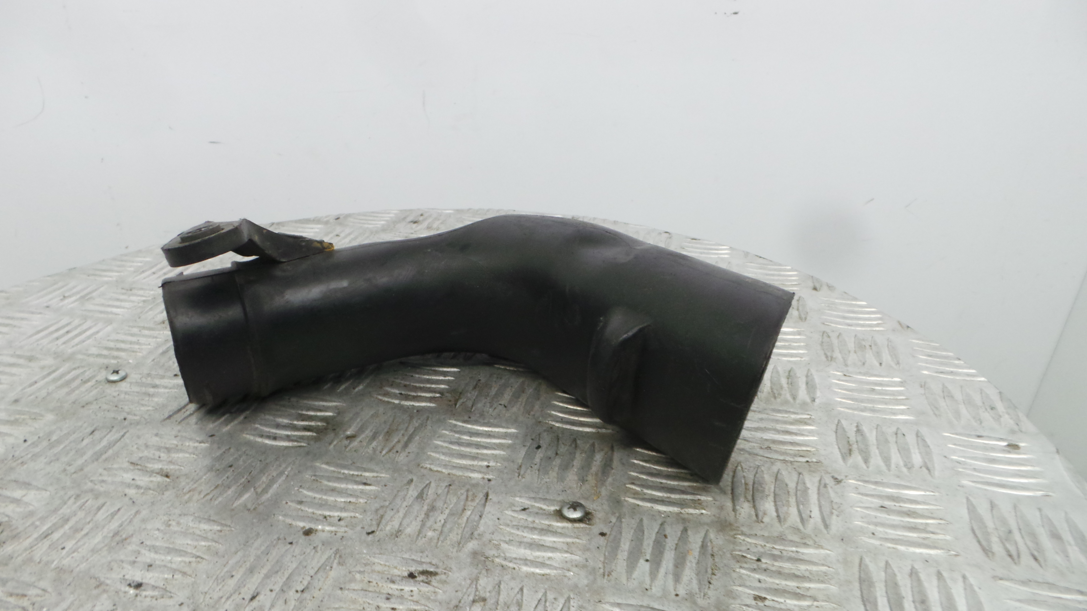 Tubo Intercooler 1032198S01 - RENAULT MEGANE III Hatchback (BZ0/1_, B3_)-38308043 Tubo Intercooler 1032198S01 - RENAULT MEGANE III Hatchback (BZ0/1_, B3_)-38308043