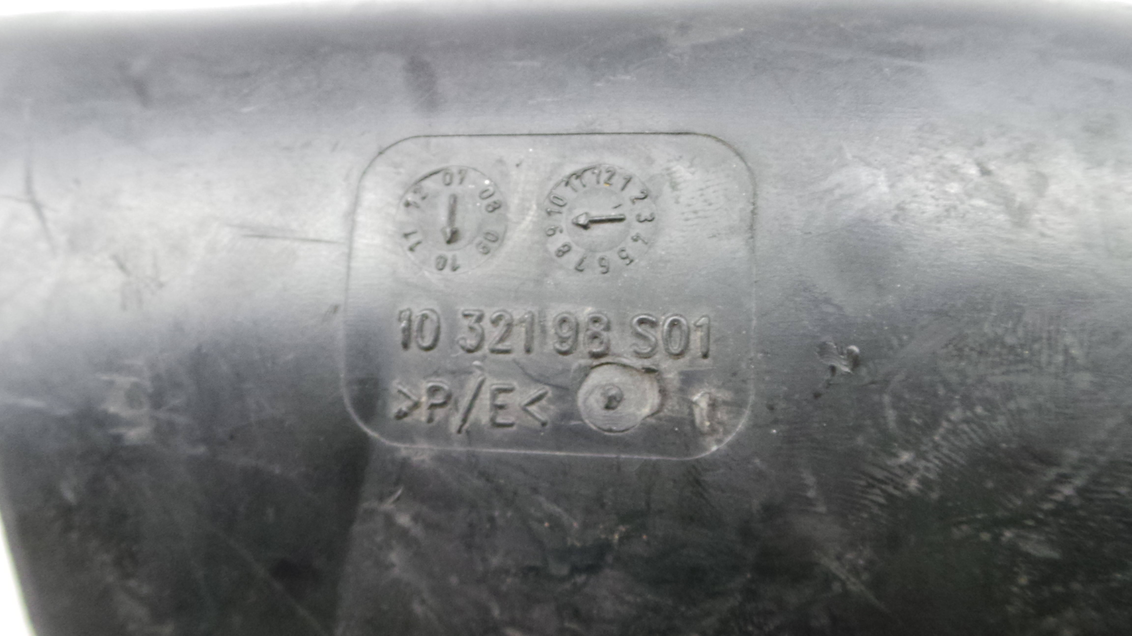 Tubo Intercooler 1032198S01 - RENAULT MEGANE III Hatchback (BZ0/1_, B3_)-38308043