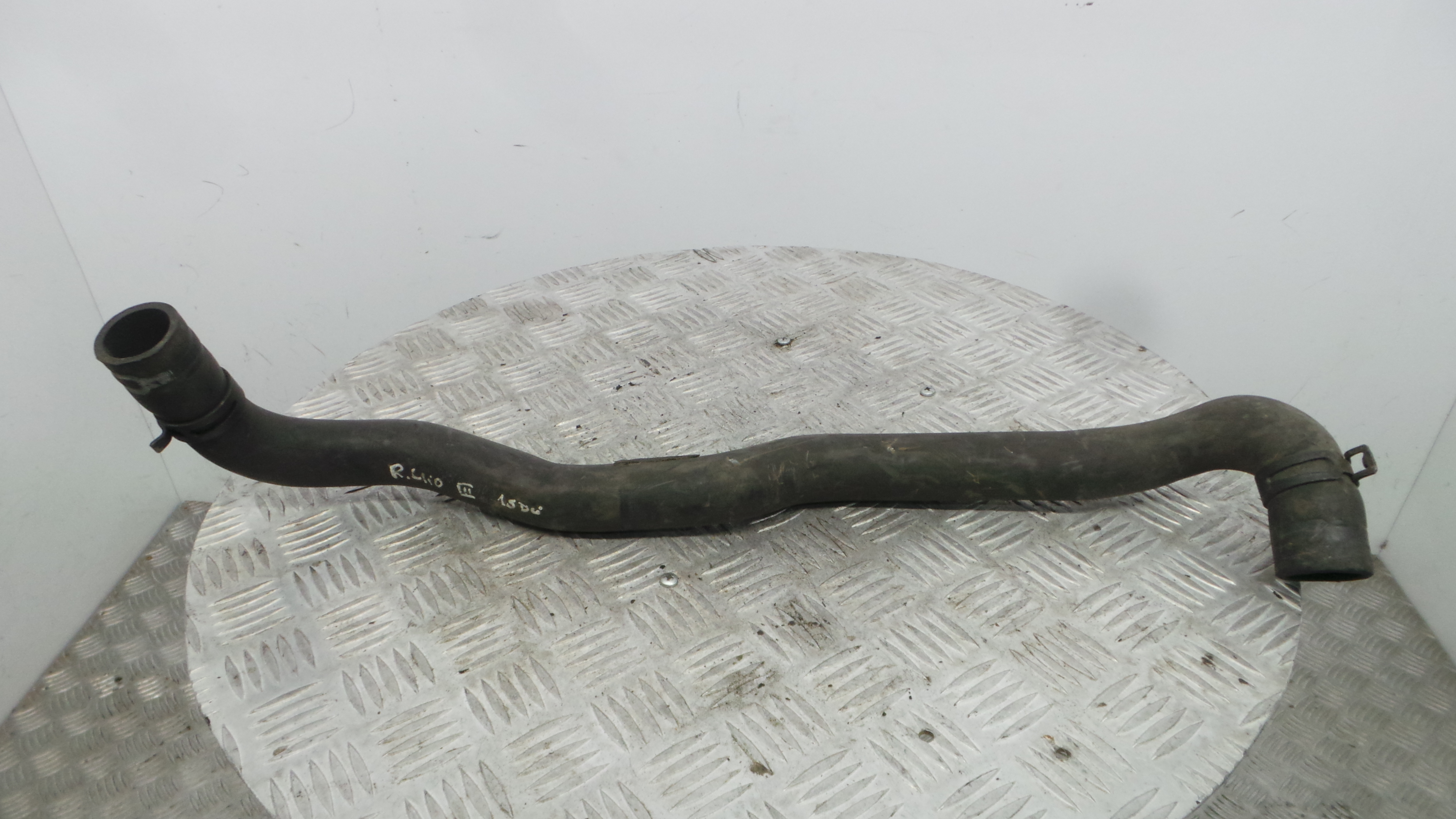 Tubo da Água - RENAULT CLIO III (BR0/1, CR0/1)-38308098 Tubo da Água - RENAULT CLIO III (BR0/1, CR0/1)-38308098