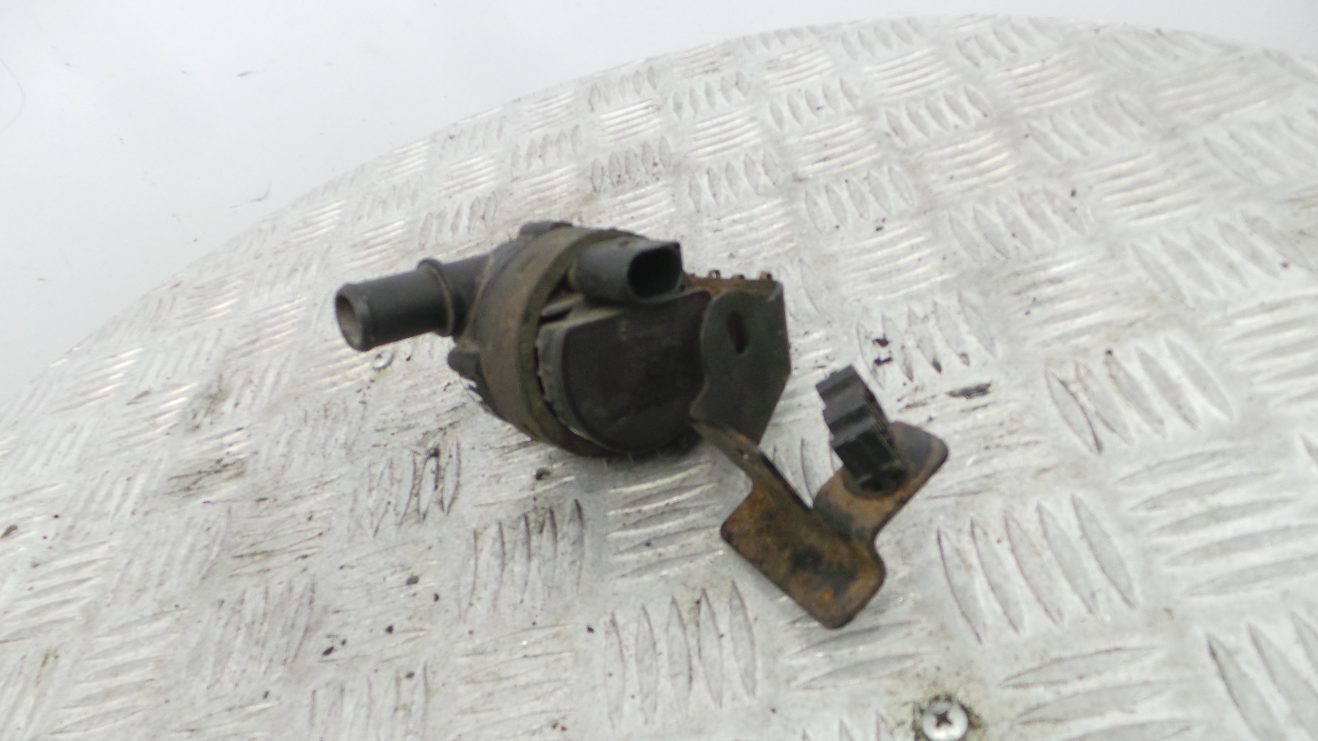 Bomba de Água  - RENAULT LAGUNA III (BT0/1)-38308122