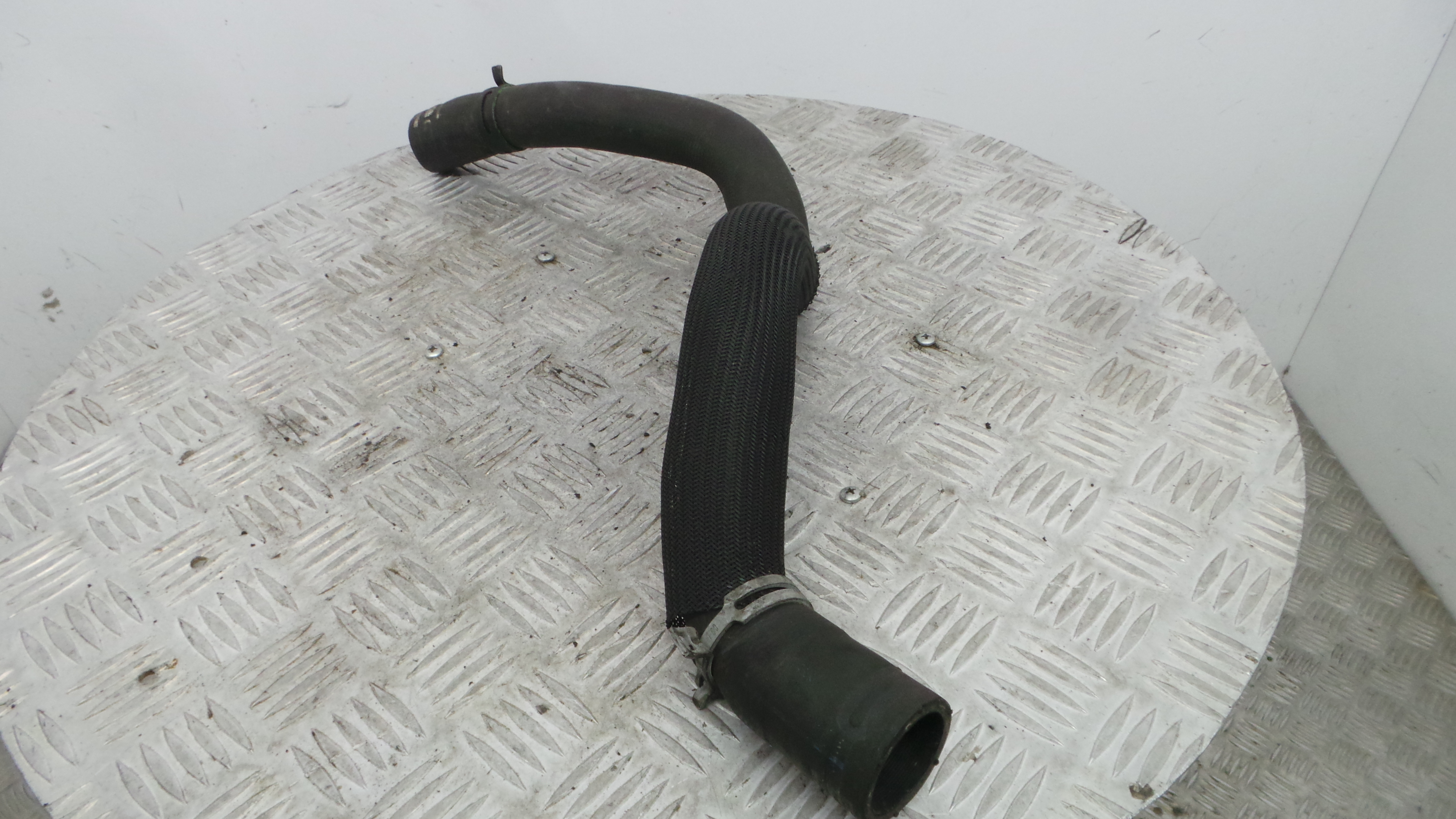 Tubo da Água  - RENAULT MEGANE III Hatchback (BZ0/1_, B3_)-38308130