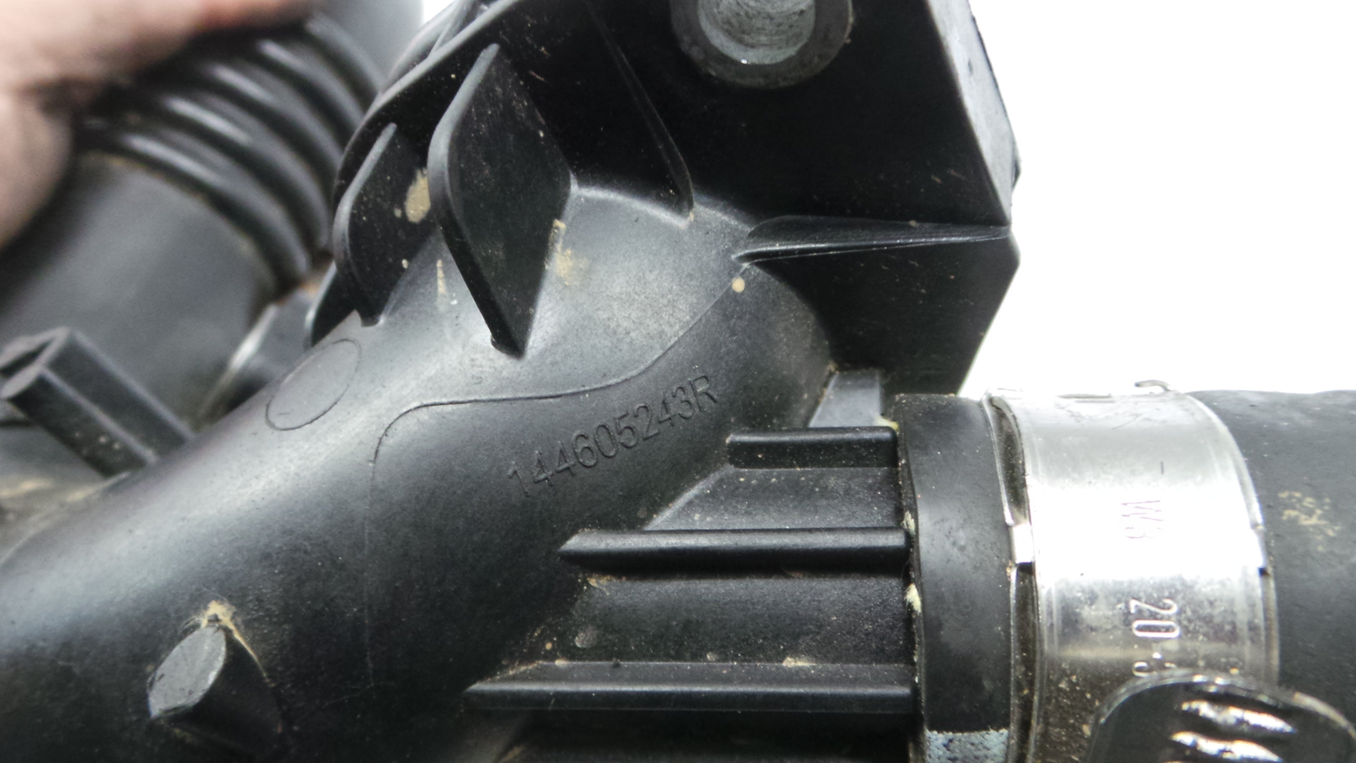 Tubo Intercooler 104954A - RENAULT CLIO IV (BH_)-38308137