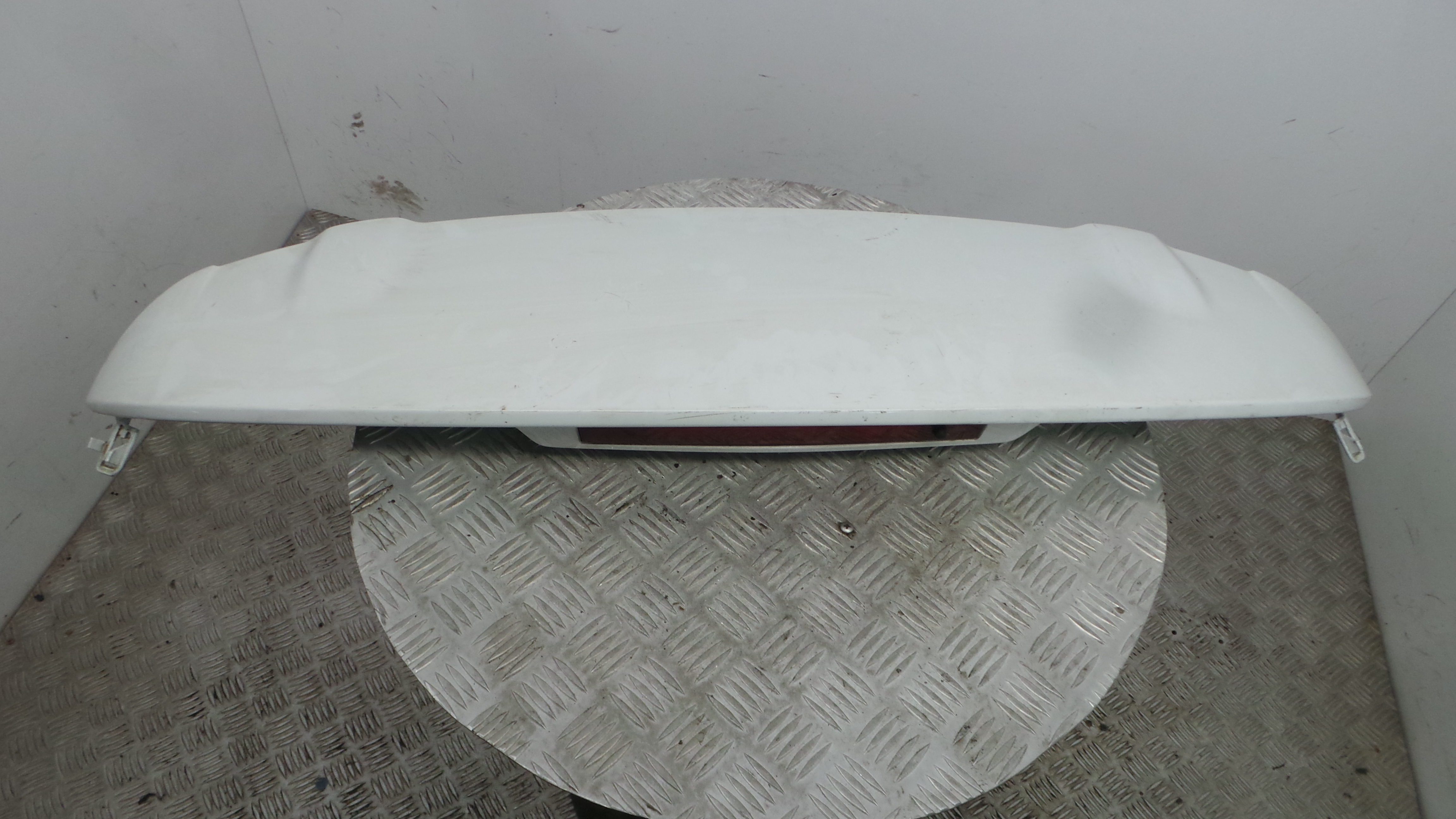 Aleron traseiro 960307284R - RENAULT CLIO IV (BH_)-38308818