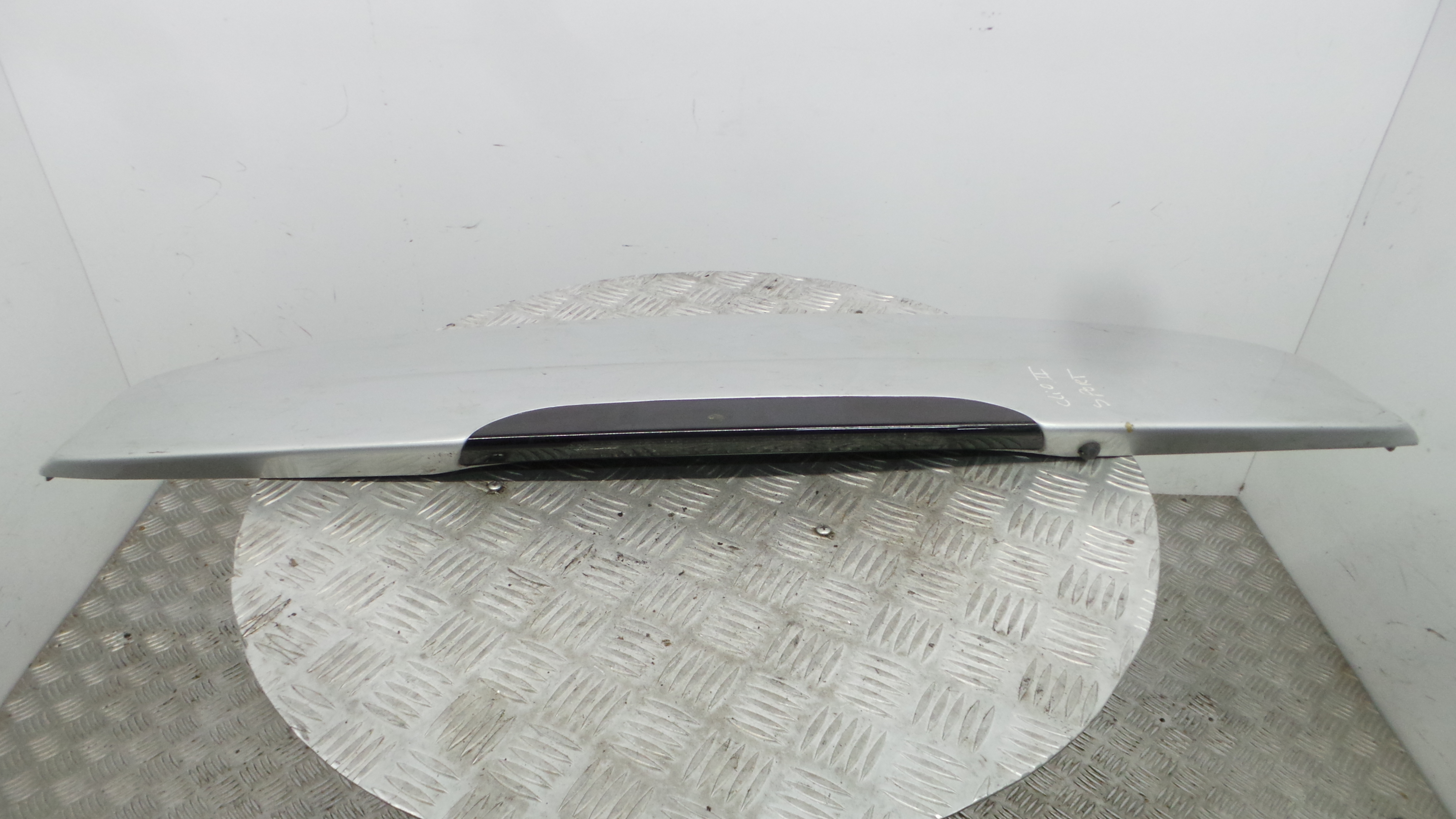 Aleron traseiro 7700427352 - RENAULT CLIO II (BB_, CB_), CLIO Mk II (BB_, CB_)-38308845