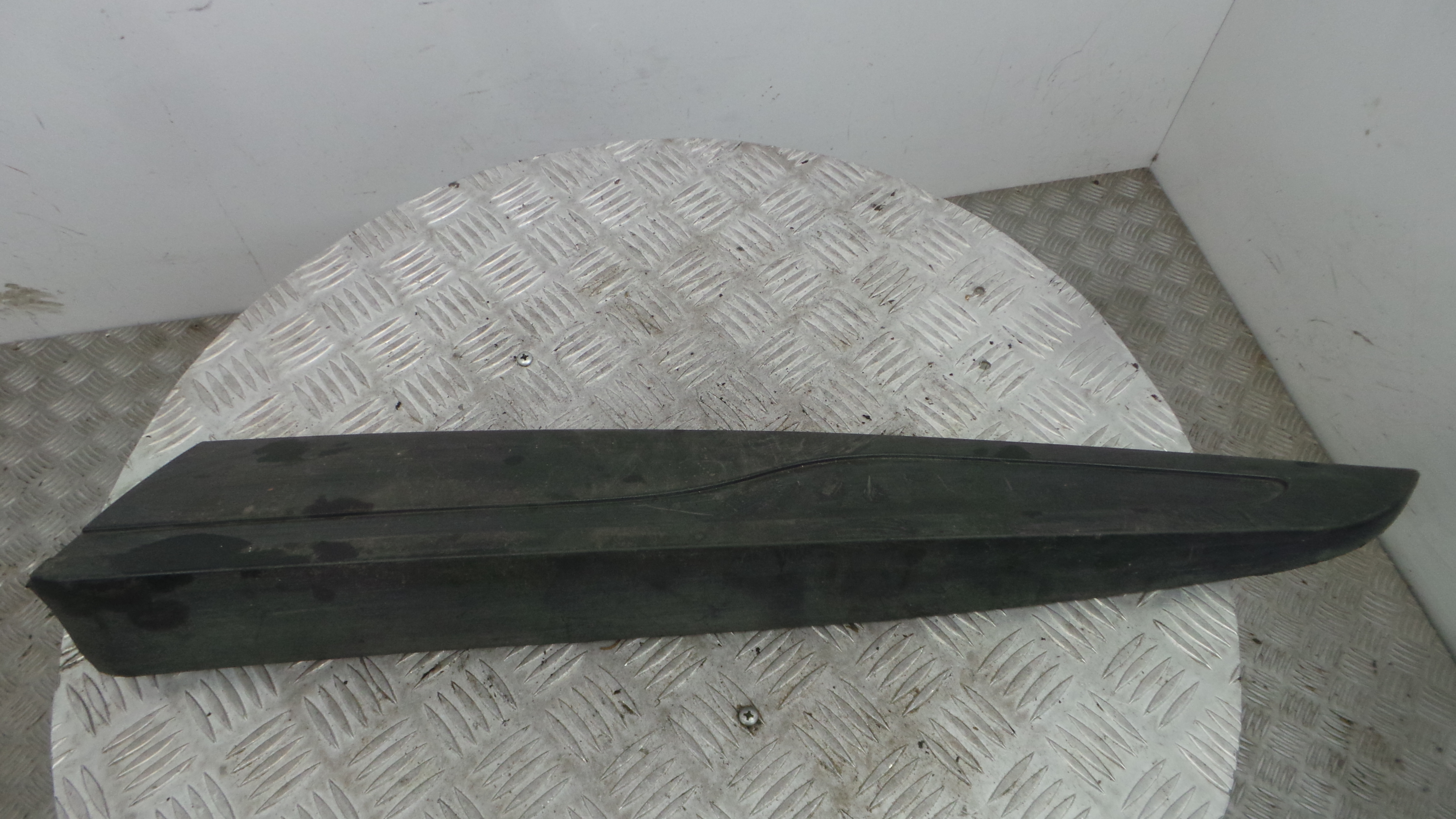 Friso Porta 828772096R - RENAULT CLIO IV (BH_)-38309041