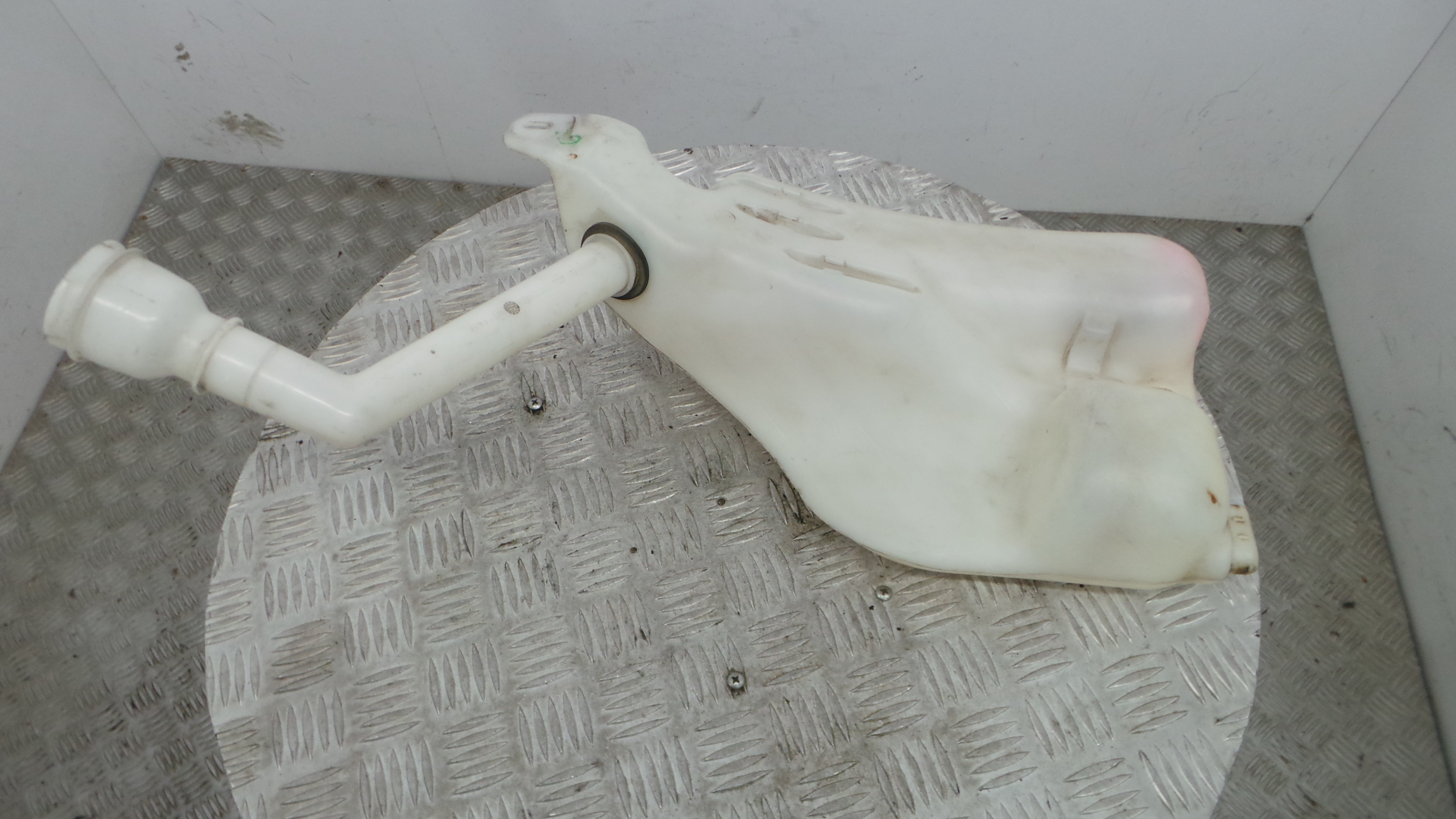 Deposito Reservatório Limpa Vidros Para Brisas 289100014R - RENAULT MEGANE III Hatchback (BZ0/1_, B-38312286