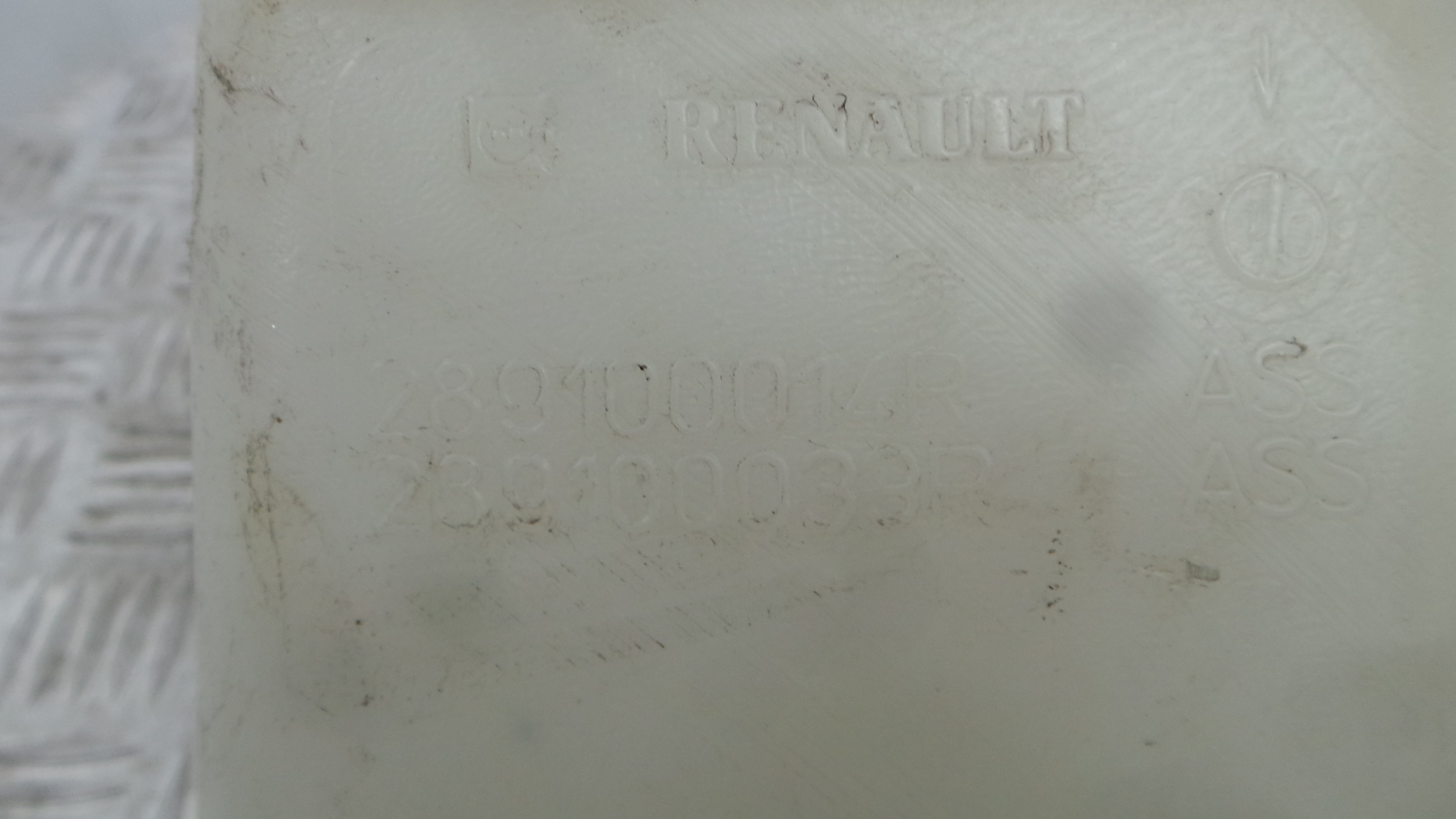 Deposito Reservatório Limpa Vidros Para Brisas 289100014R - RENAULT MEGANE III Hatchback (BZ0/1_, B-38318107