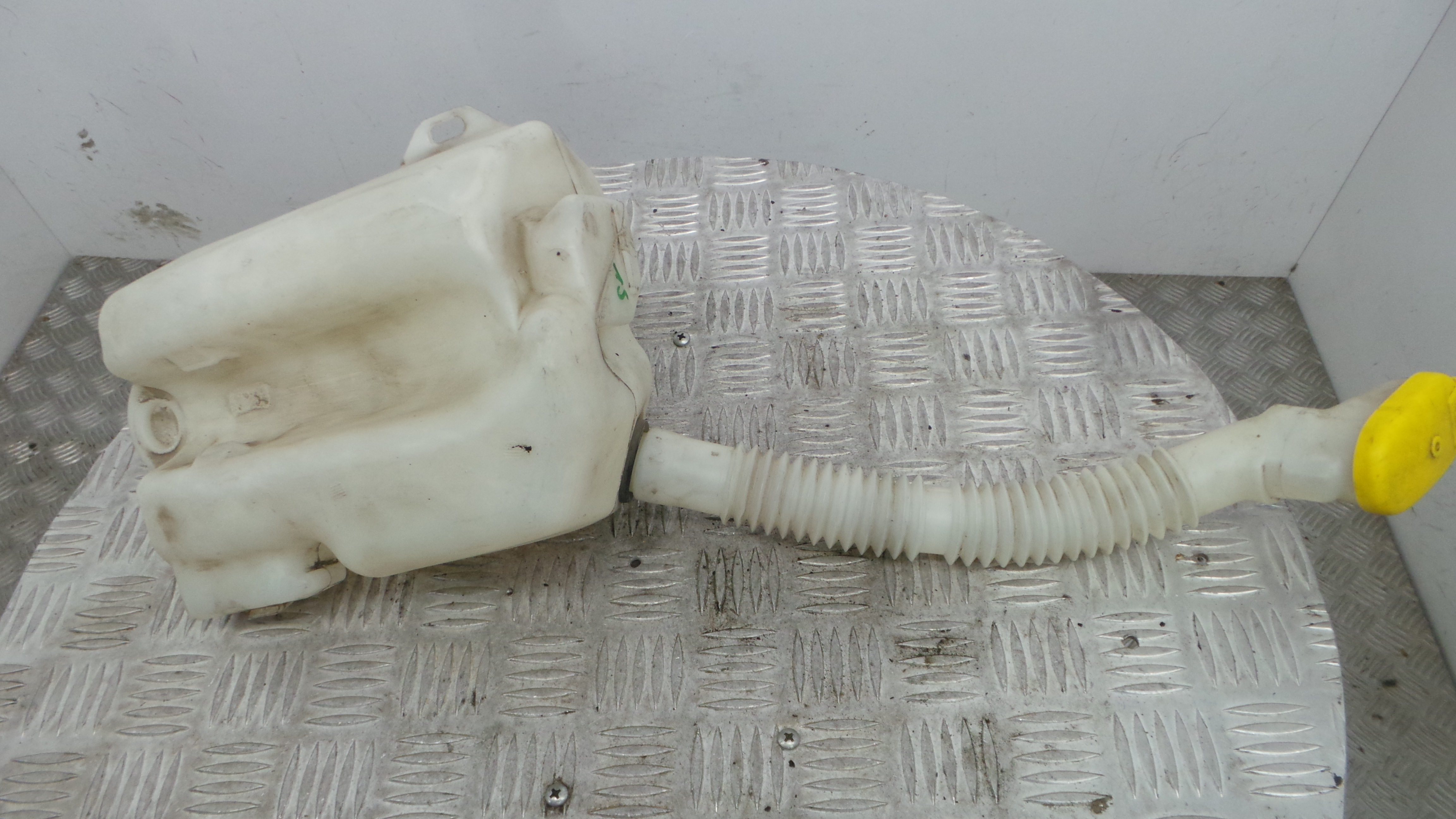 Deposito Reservatório Limpa Vidros Para Brisas 8200104706 - RENAULT MEGANE II (BM0/1_, CM0/1_)-38319588