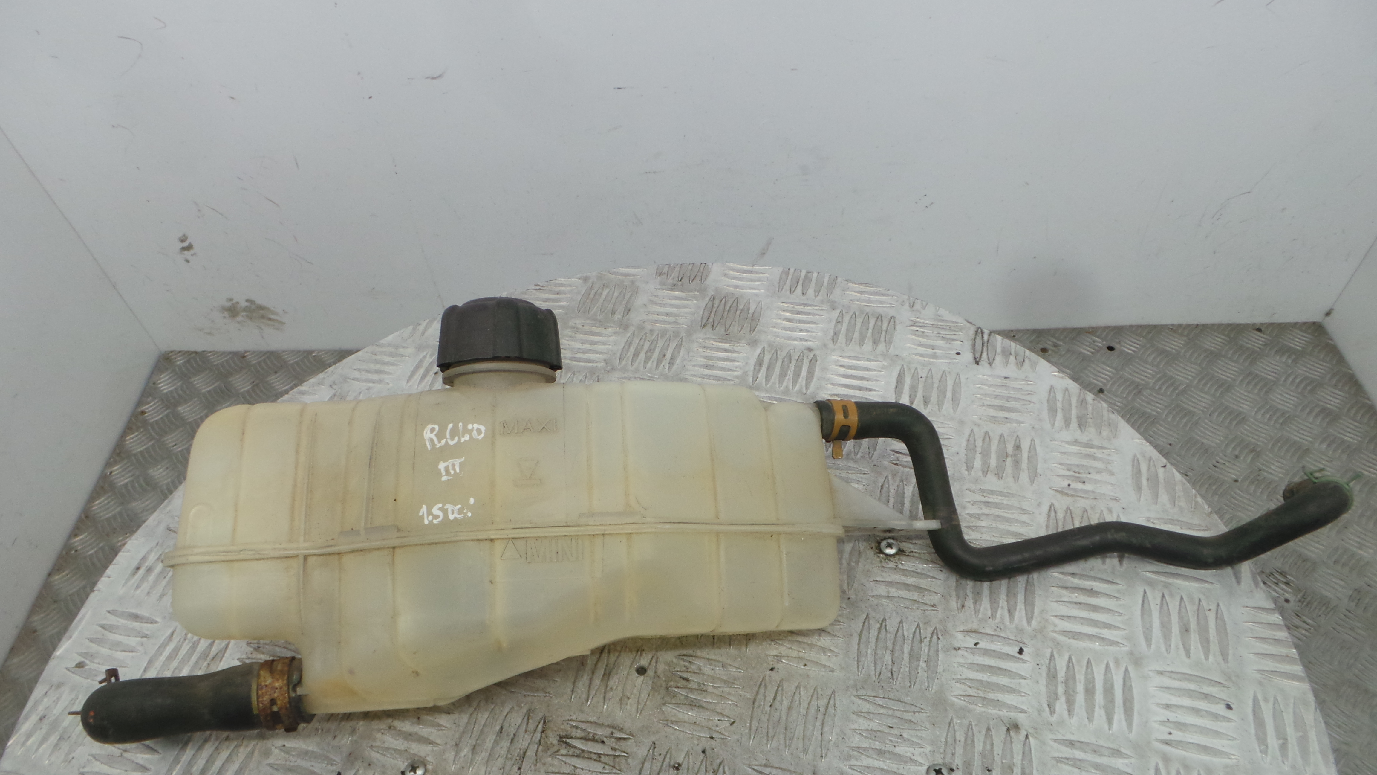 Depósito Água Radiador / Vazo de Expansao 7701477290 - RENAULT CLIO III (BR0/1, CR0/1)-38319627