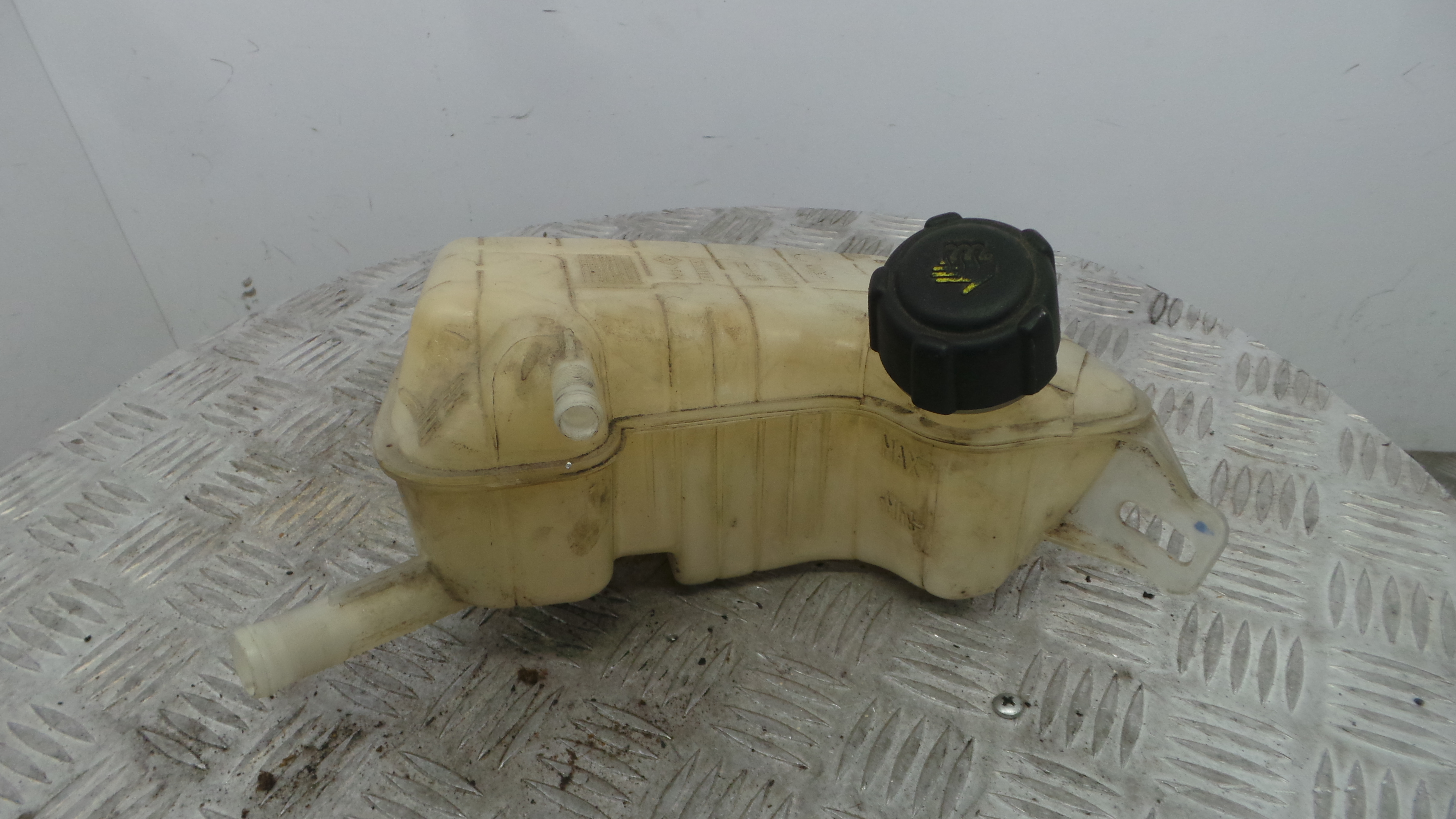 Depósito Água Radiador / Vazo de Expansao 8200262036 - RENAULT MEGANE II (BM0/1_, CM0/1_)-38319650 Depósito Água Radiador / Vazo de Expansao 8200262036 - RENAULT MEGANE II (BM0/1_, CM0/1_)-38319650