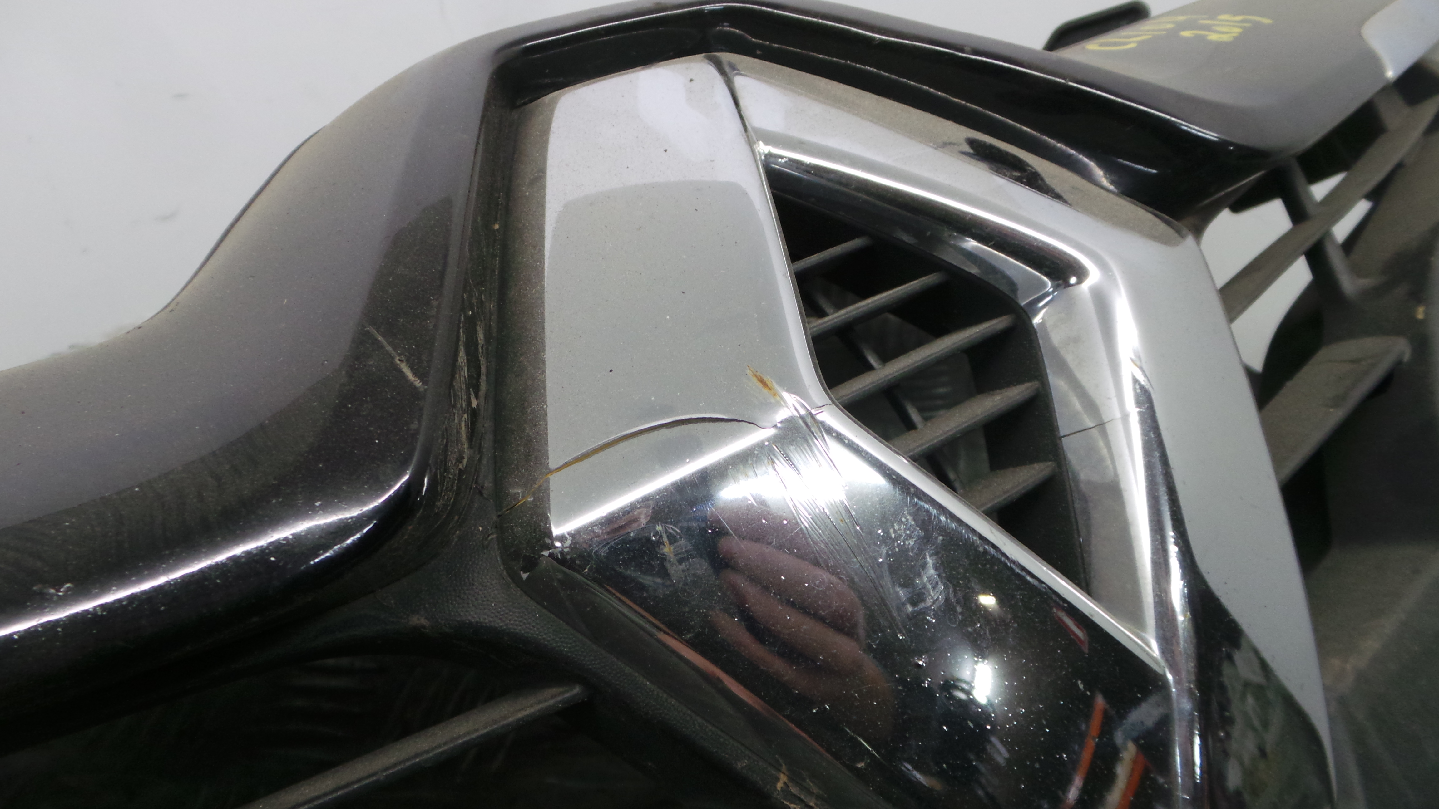 Grelha da Frente 622561433R - RENAULT CLIO IV (BH_)-38322261