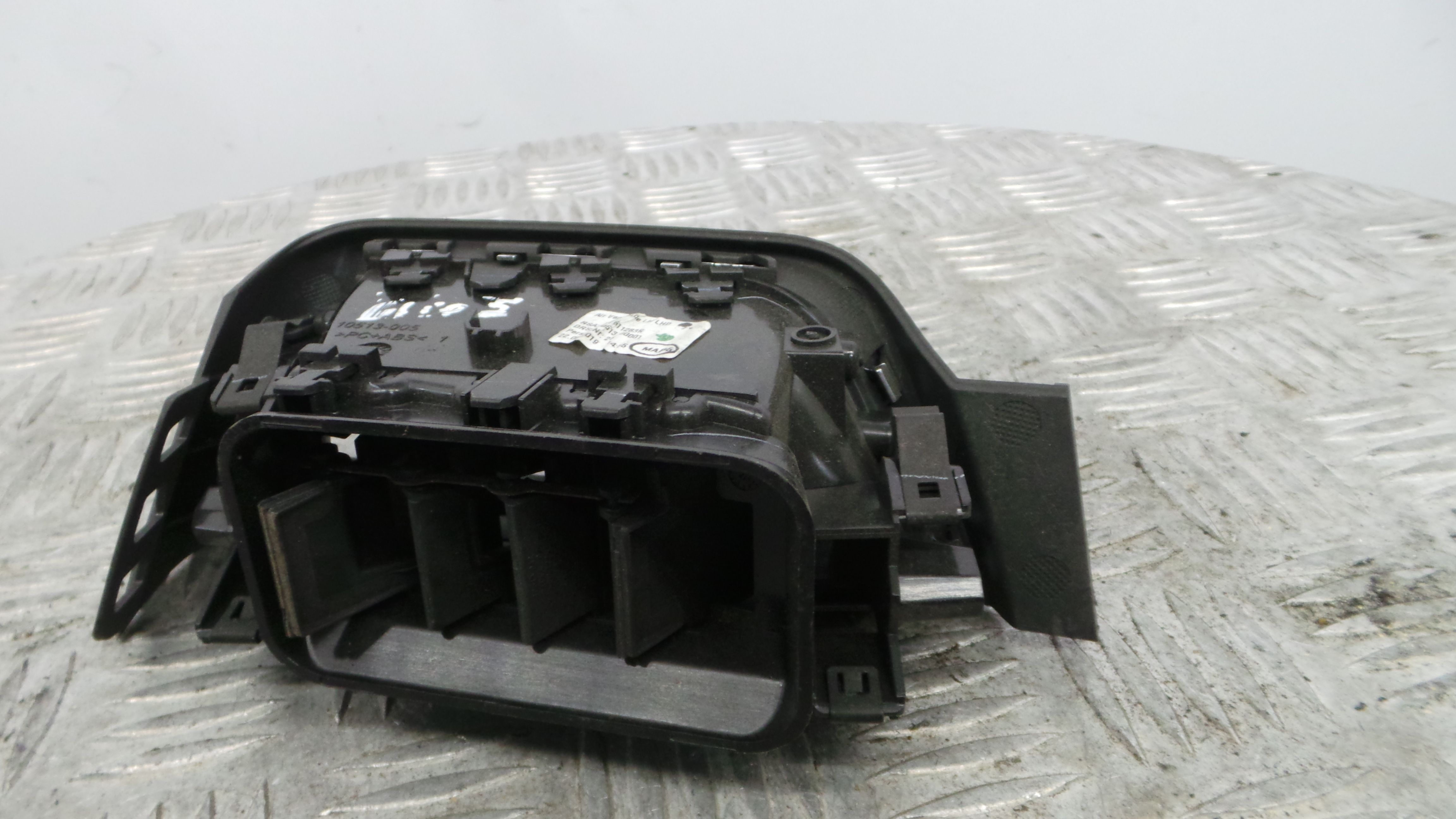 Grelha da Sofagem  687601283R - RENAULT CLIO V (B7_)-38343572