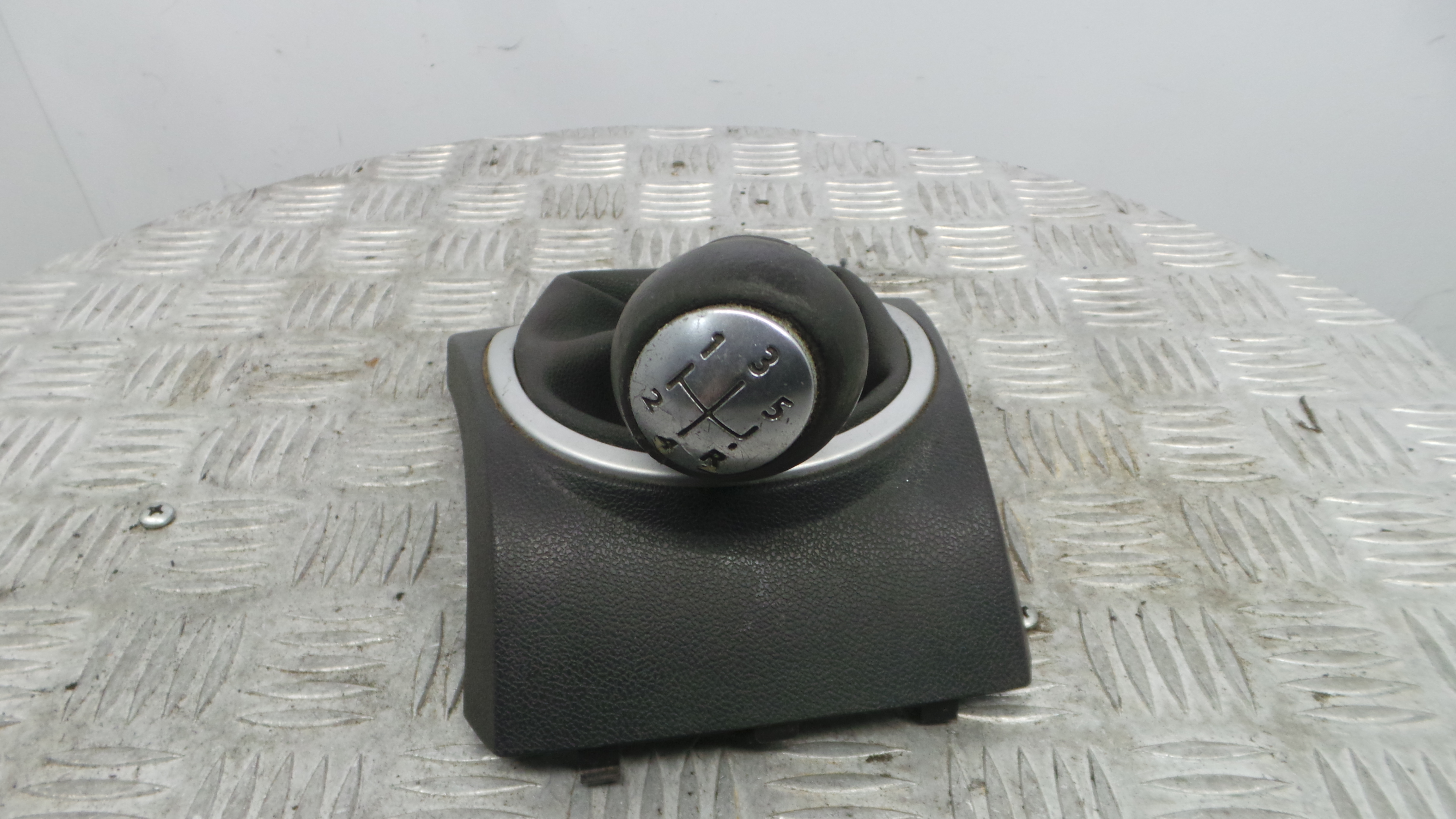 Moca / Fole de Velocidades 8200393246 - RENAULT CLIO III (BR0/1, CR0/1)-38343632