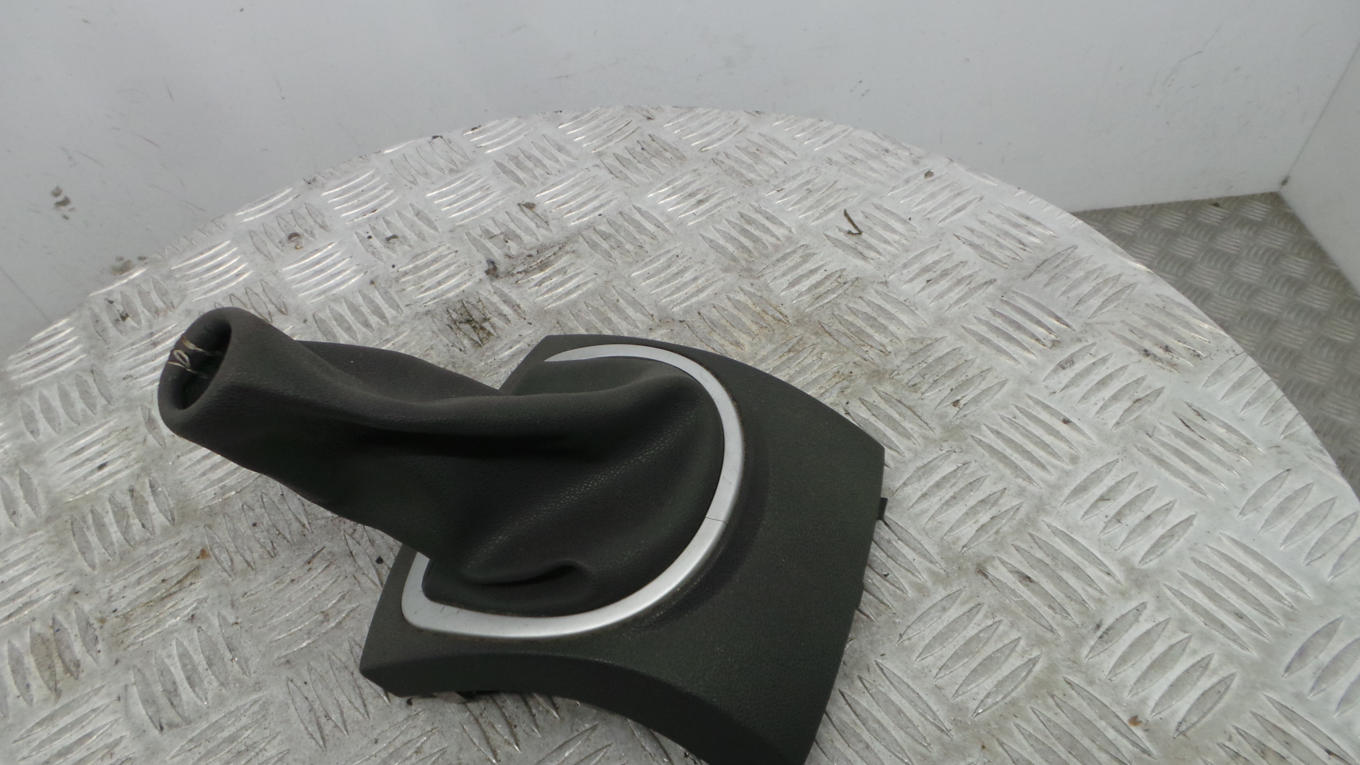 Moca / Fole de Velocidades 8200393246 - RENAULT CLIO III (BR0/1, CR0/1)-38343649