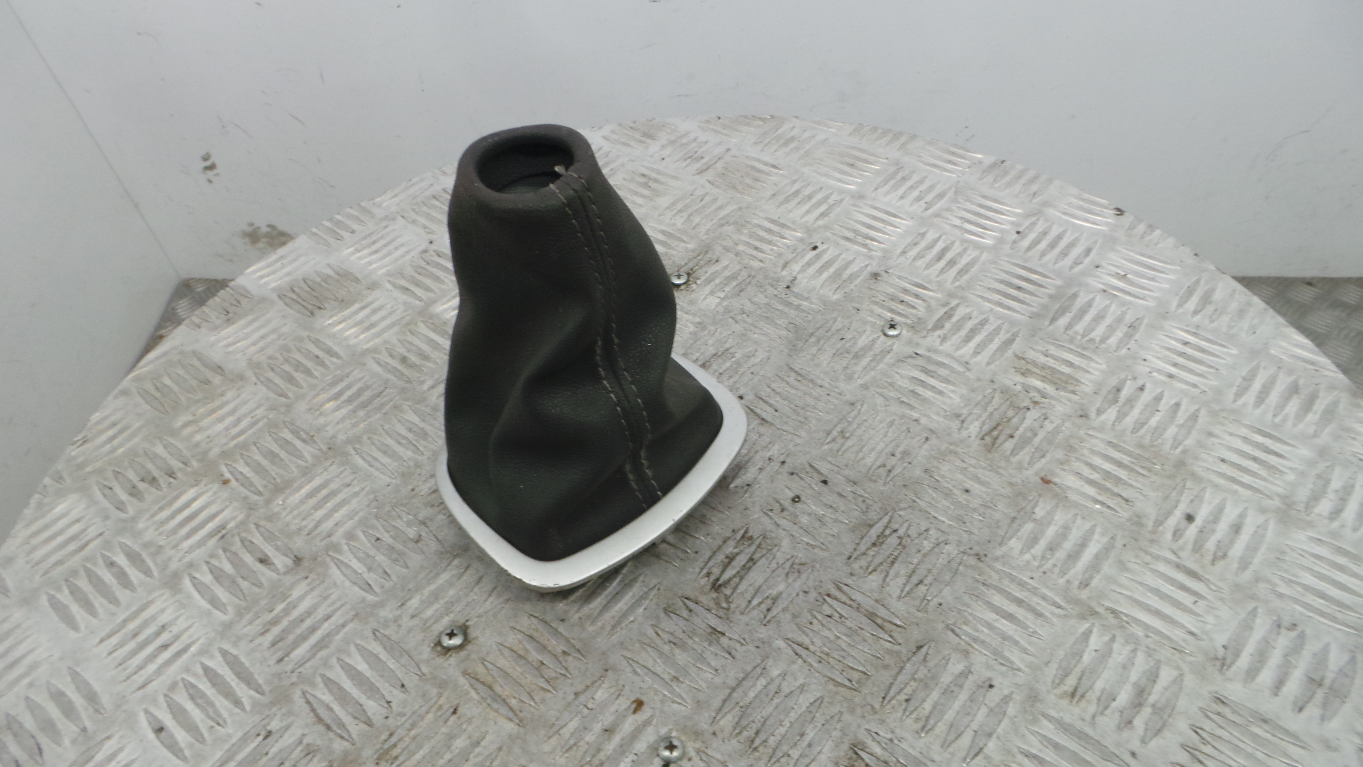 Moca / Fole de Velocidades 8200408023 - RENAULT CLIO III (BR0/1, CR0/1)-38343673 Moca / Fole de Velocidades 8200408023 - RENAULT CLIO III (BR0/1, CR0/1)-38343673