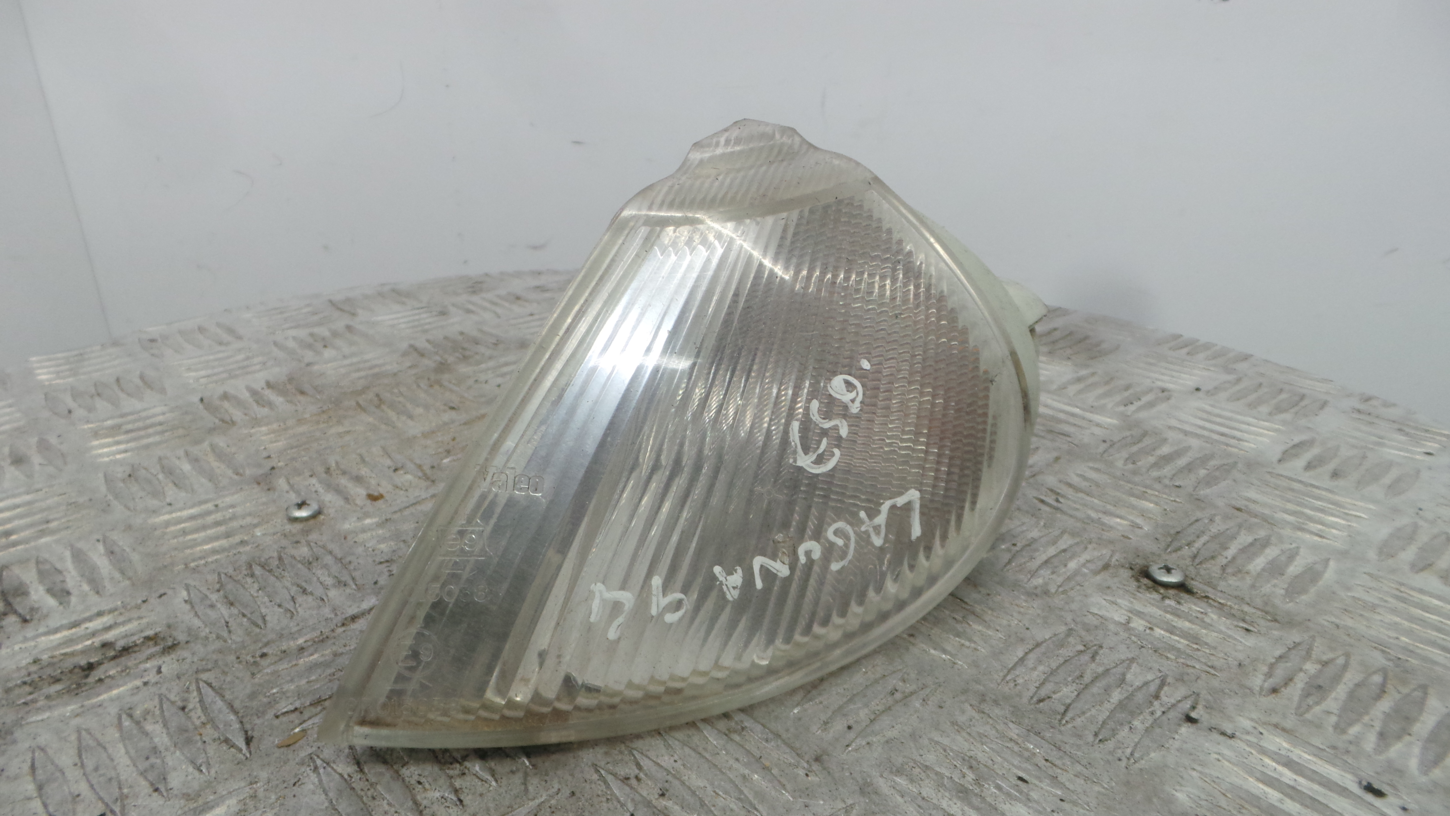 Farolim de Pisca Frente Esq 7700820126 - RENAULT LAGUNA I (B56_, 556_)-38343870