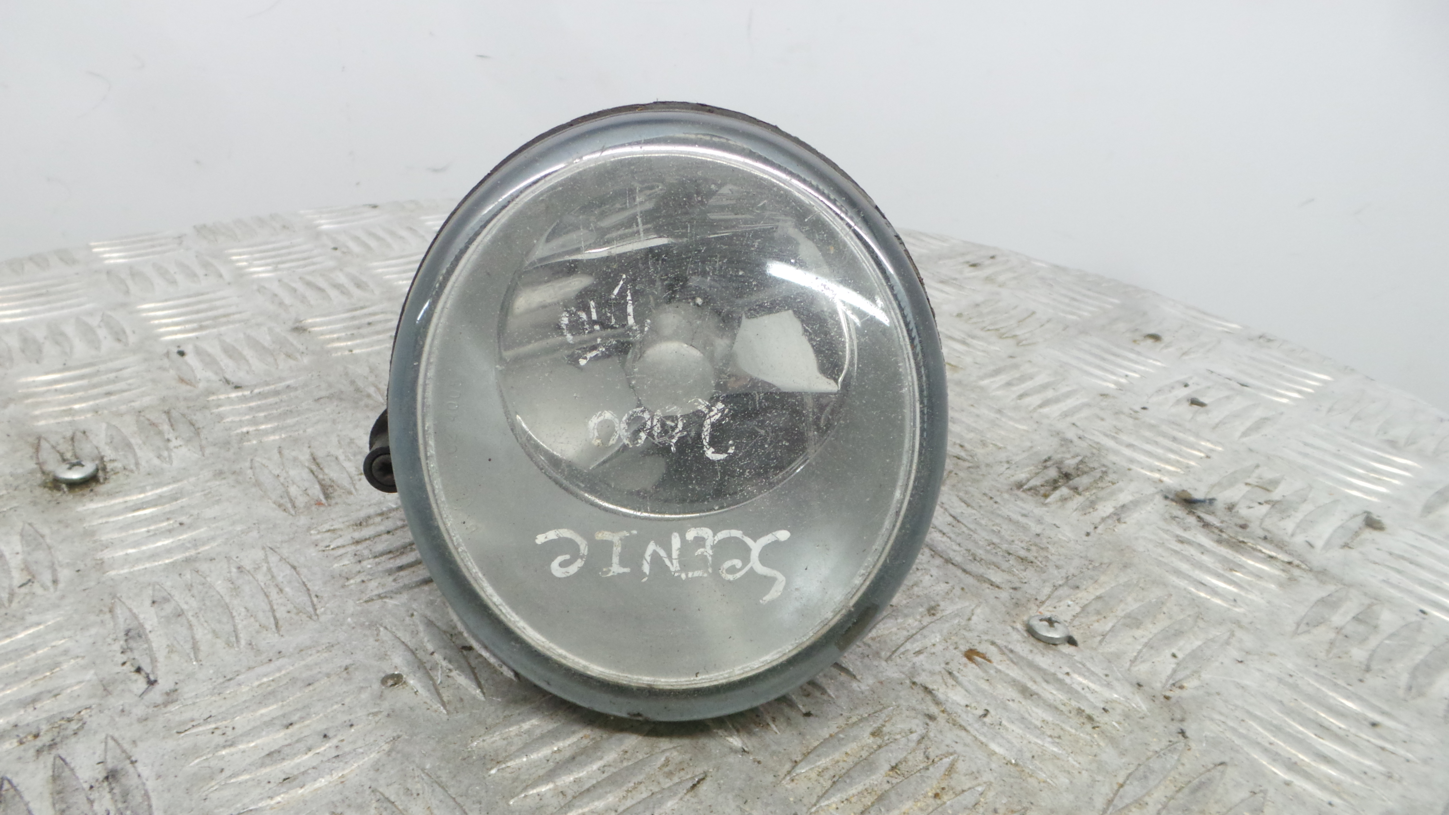 Farol Nevoeiro Direito 7701045718 - RENAULT MEGANE Scénic (JA0/1_)-38343889