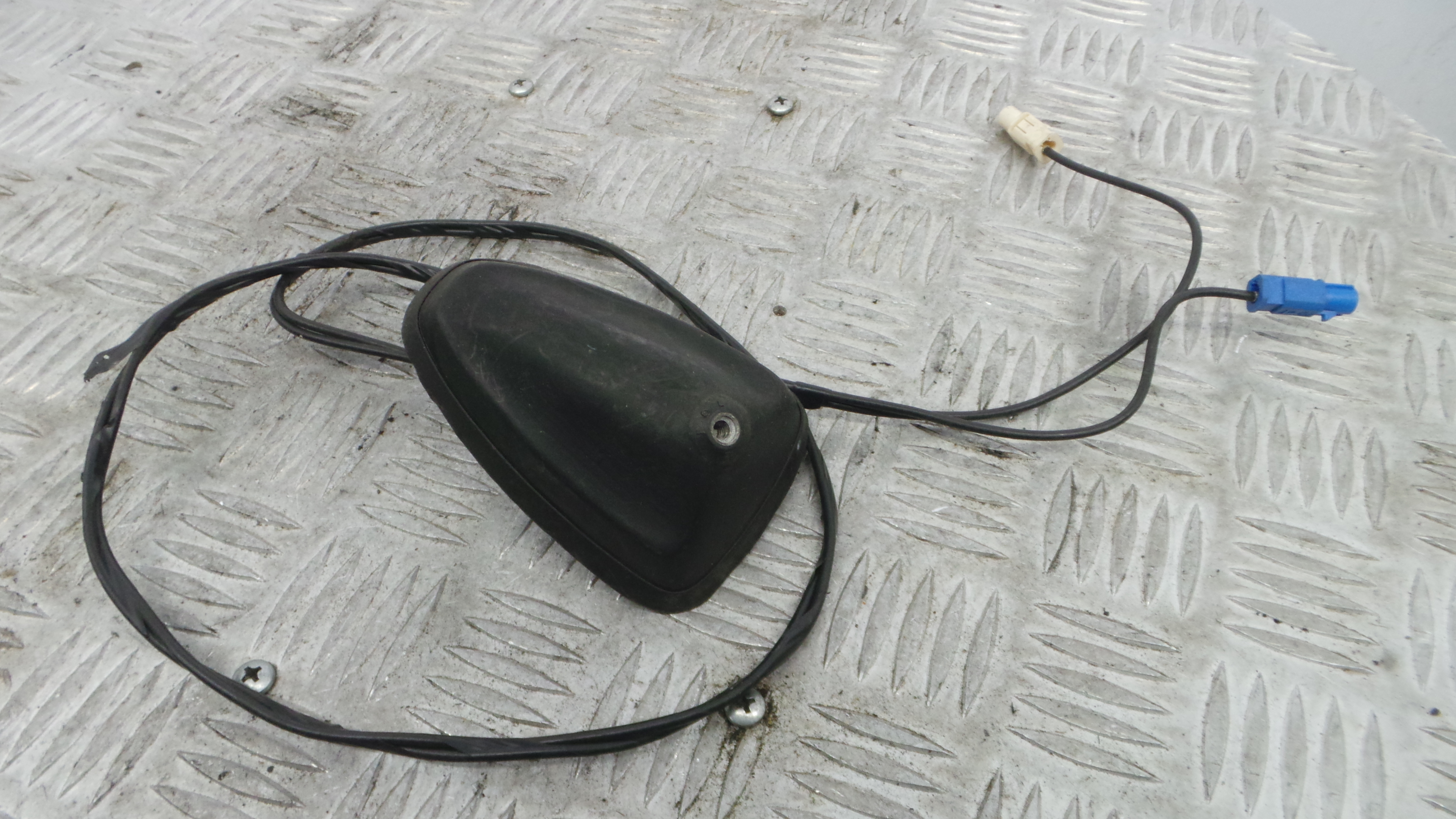 Antena 282160004R - RENAULT CLIO III (BR0/1, CR0/1)-38347123 Antena 282160004R - RENAULT CLIO III (BR0/1, CR0/1)-38347123