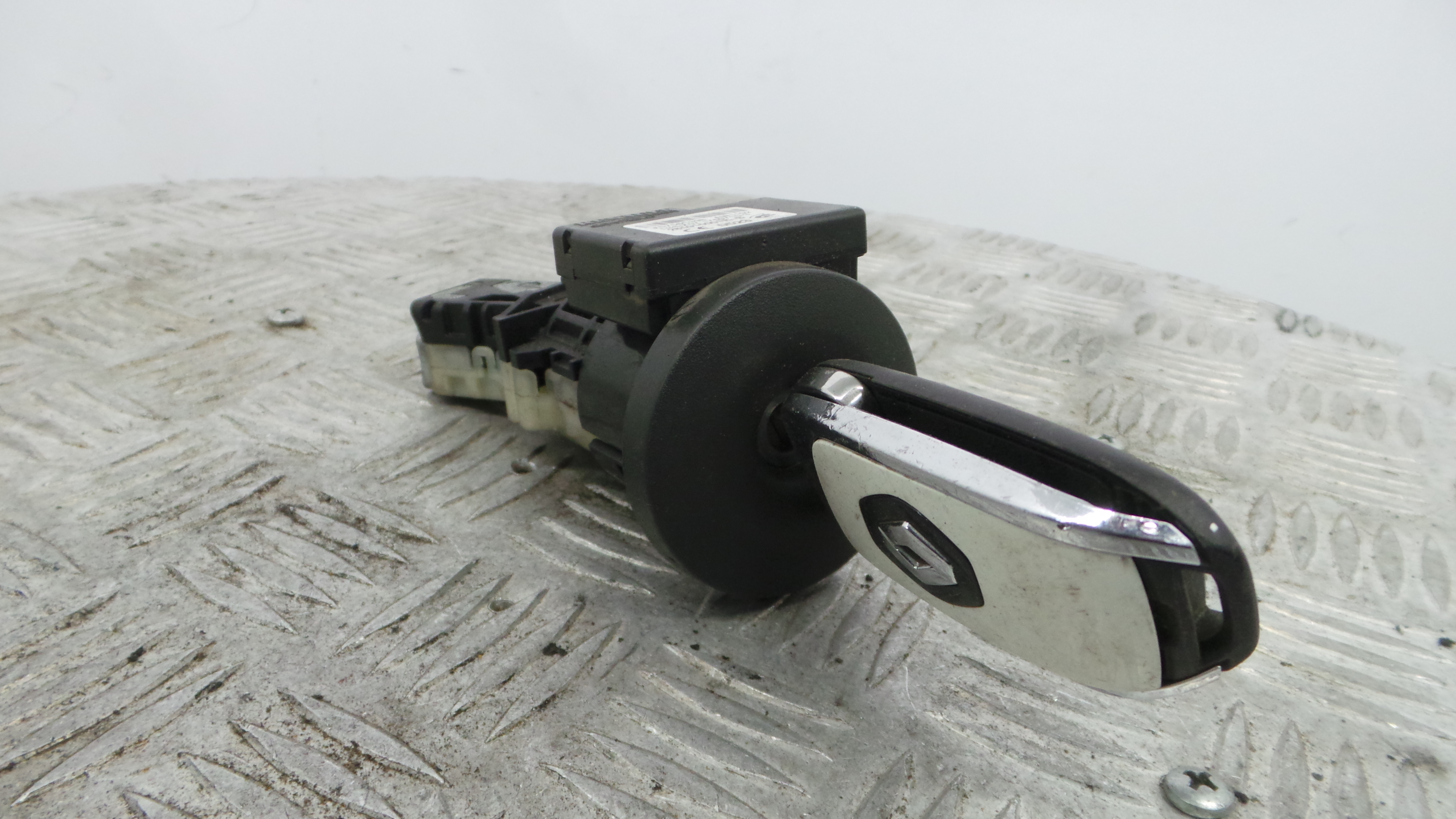 Canhão de ignição 487009186R - RENAULT TWINGO III (BCM_, BCA_)-38348979