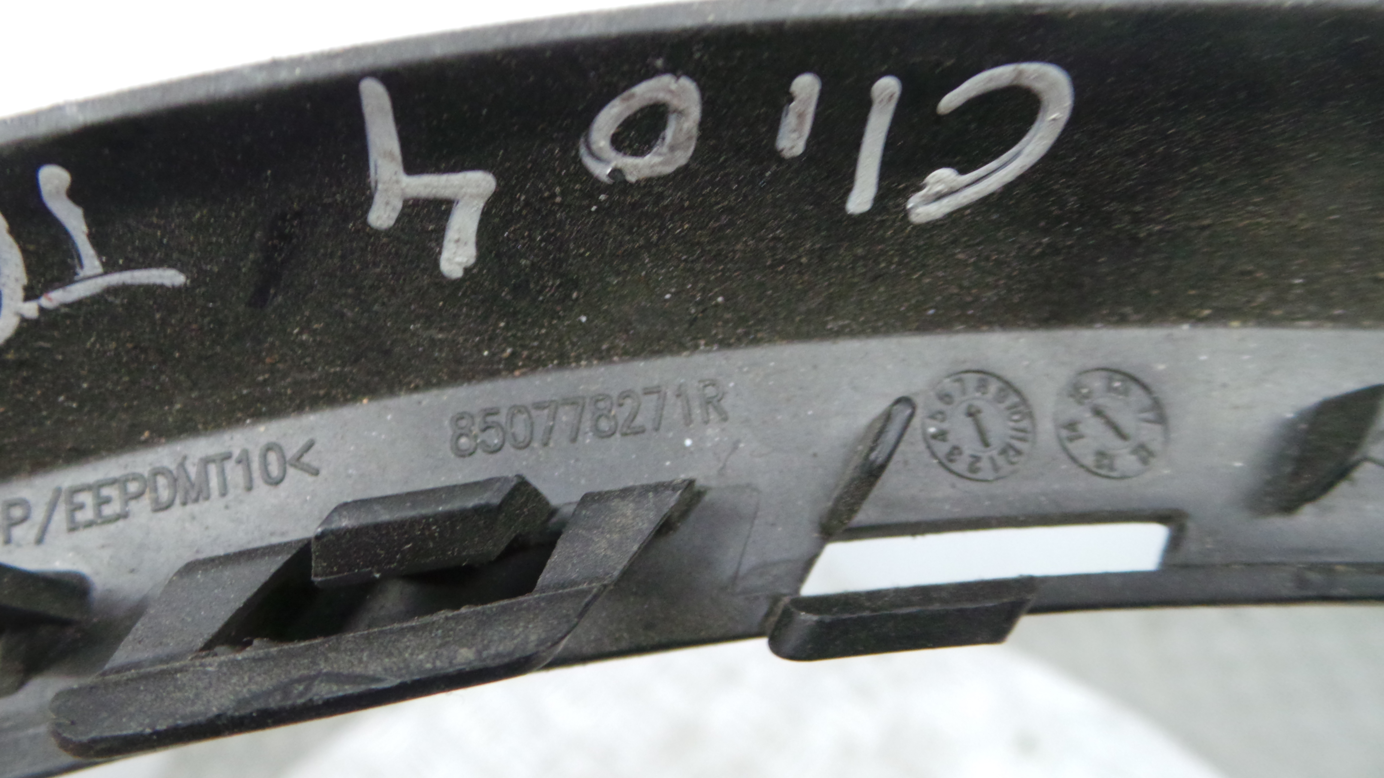 Suporte do Para Choques 850769806R - RENAULT CLIO IV (BH_)-38348993