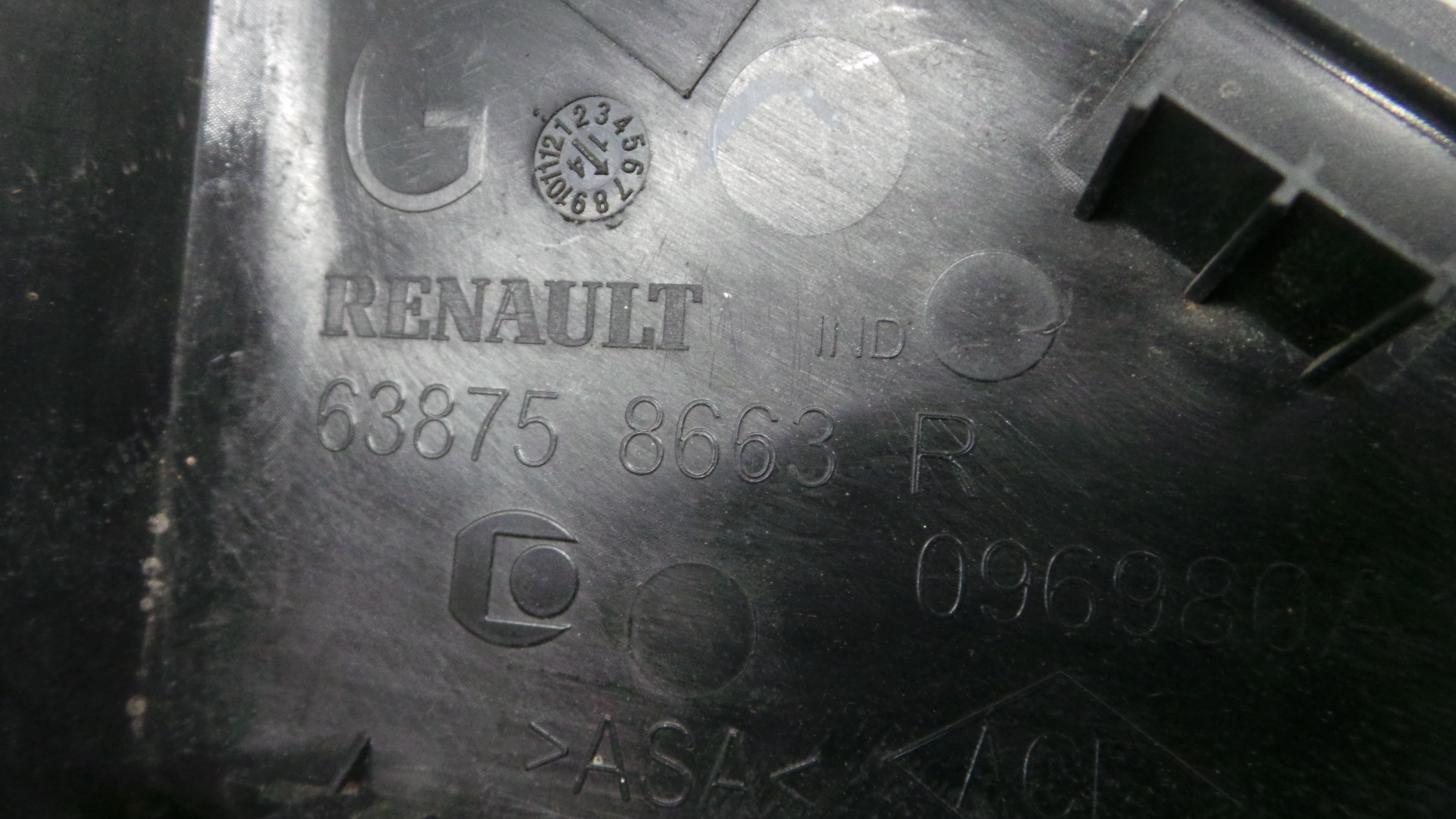 acabamento de espelho 638758663R - RENAULT CLIO IV (BH_)-38349004