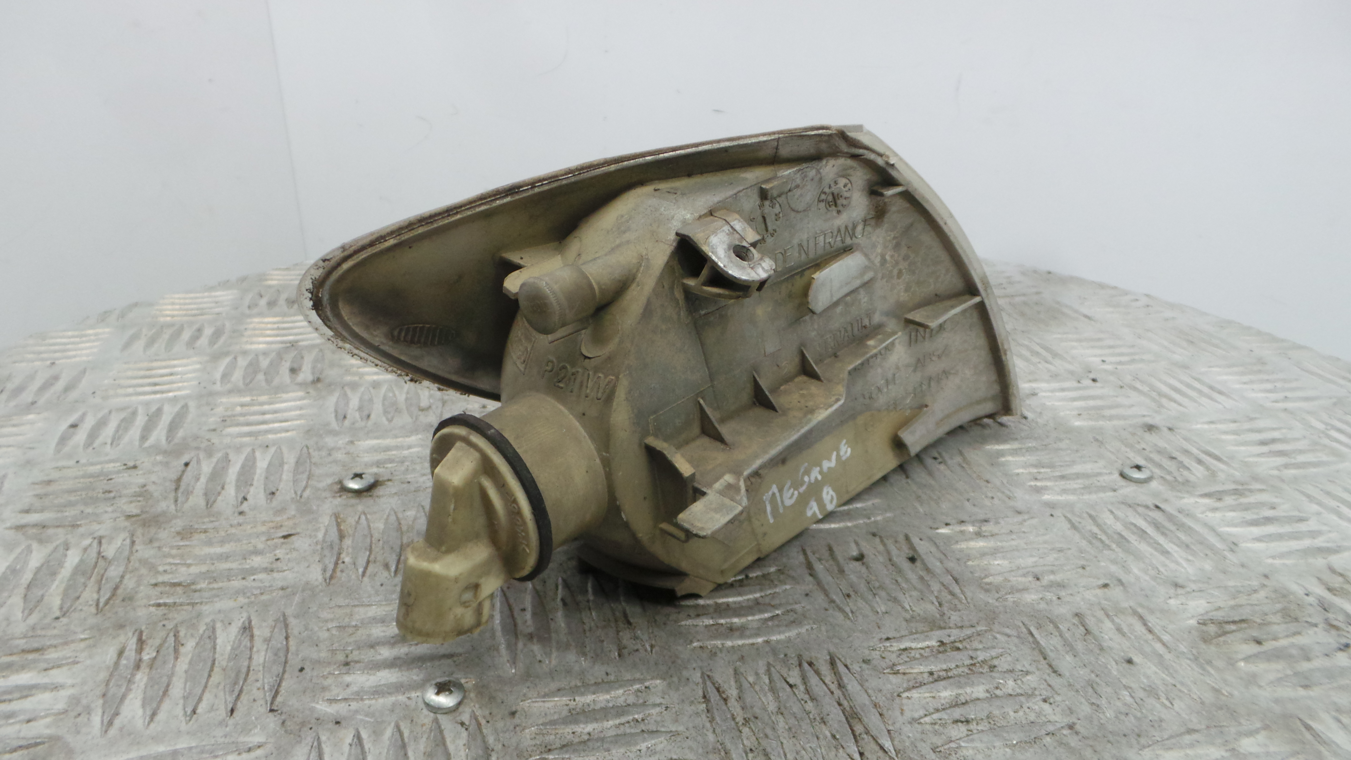 Farolim de Pisca Frente Esq 7700831466 - RENAULT MEGANE I (BA0/1_)-38349027