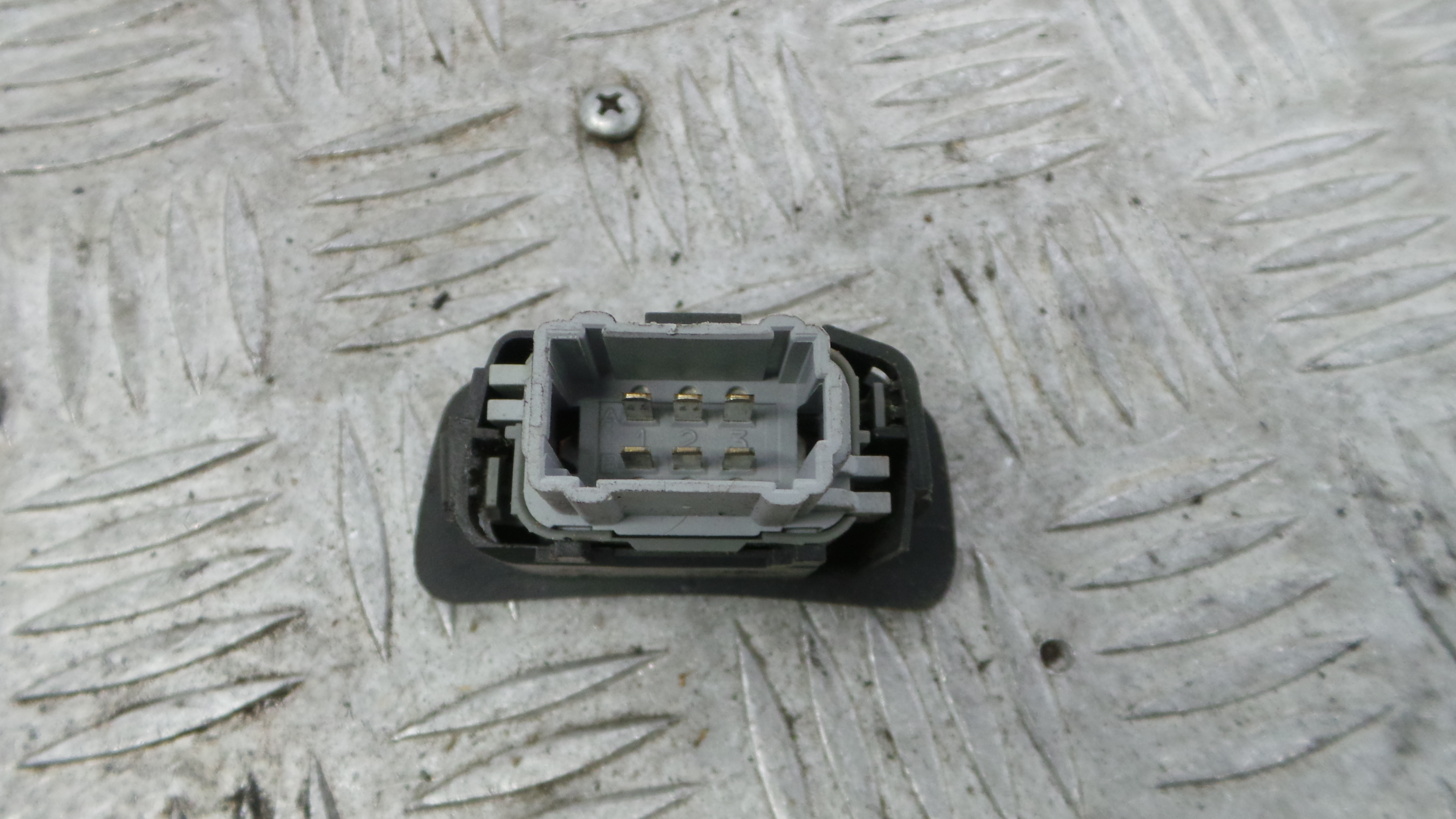 Aquecimento Dos Assentos 358523 - RENAULT CLIO III (BR0/1, CR0/1)-38349038