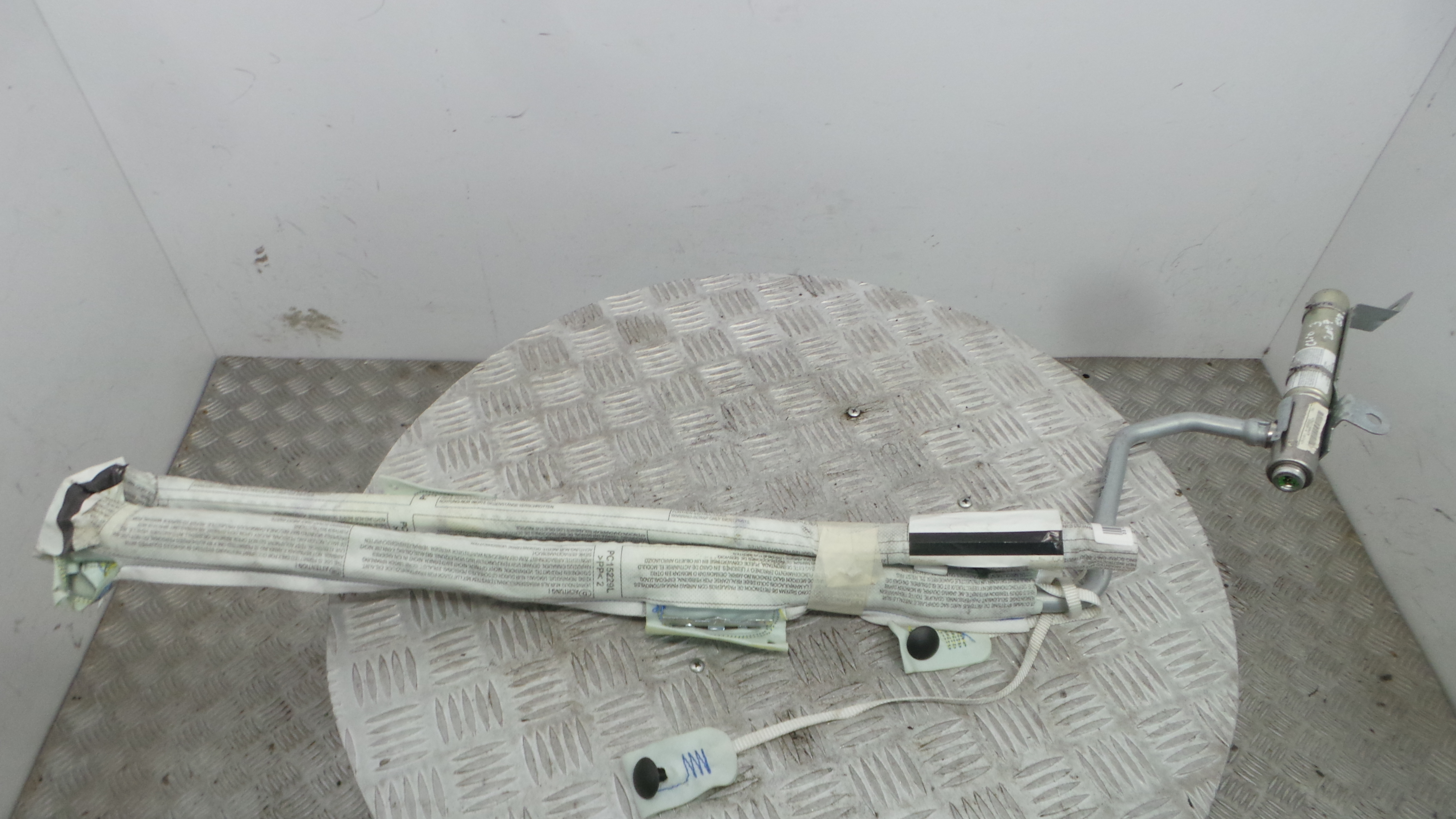 Airbags de Cortina Esq 8200635950 - RENAULT CLIO III (BR0/1, CR0/1)-38349215