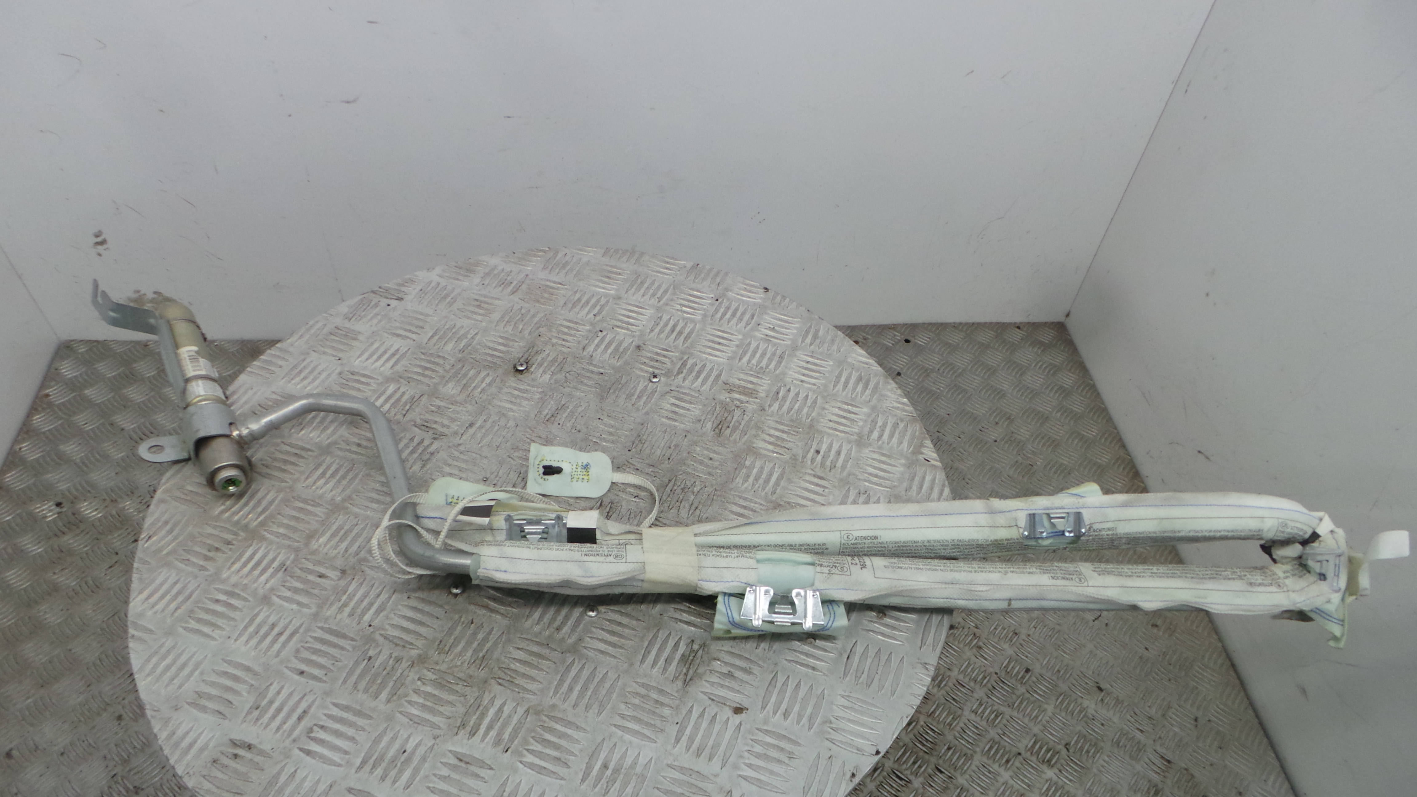 Airbags de Cortina Esq 8200635950 - RENAULT CLIO III (BR0/1, CR0/1)-38349215