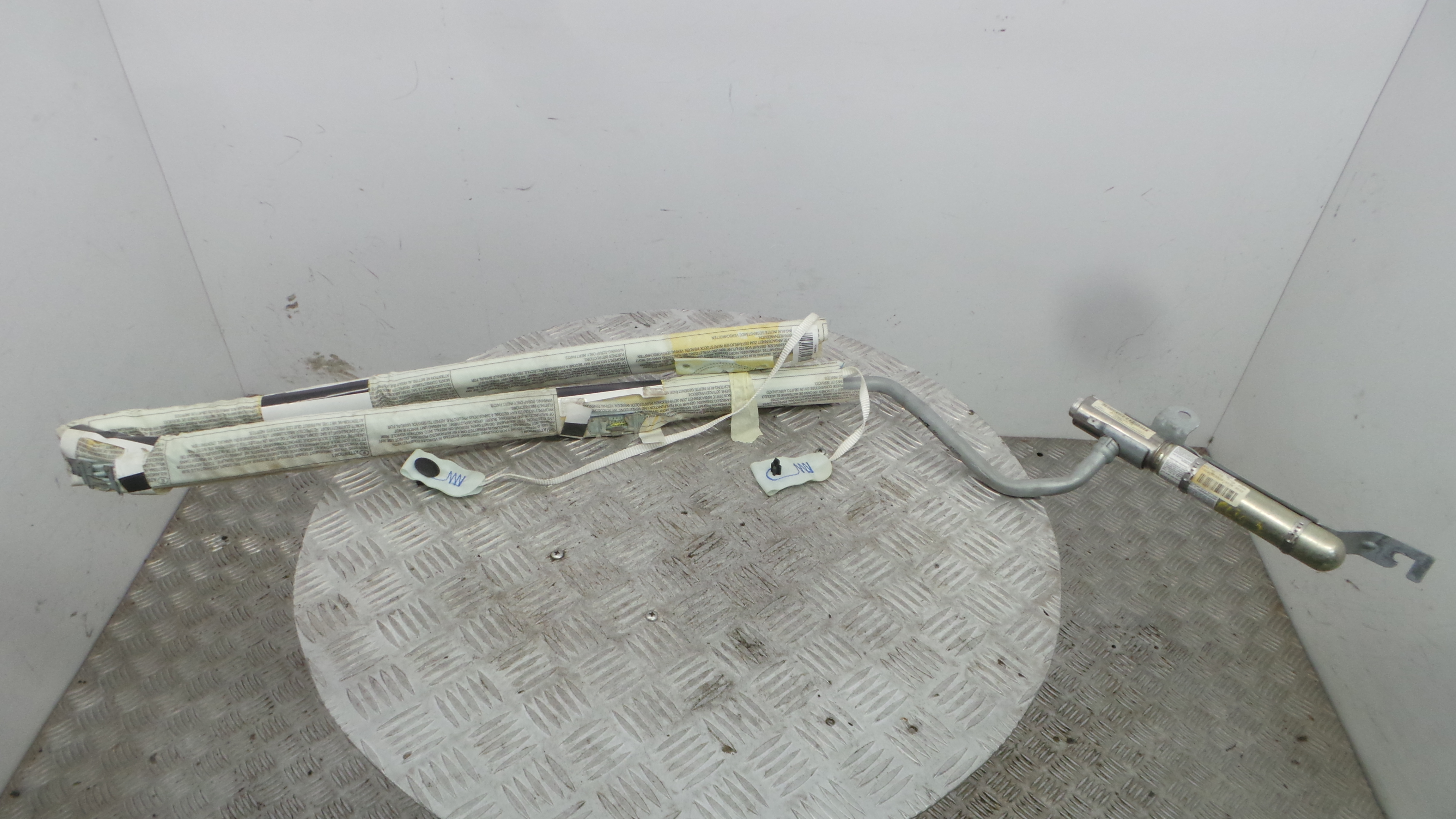 Airbags de Cortina Dto 8200635951 - RENAULT CLIO III (BR0/1, CR0/1)-38349221