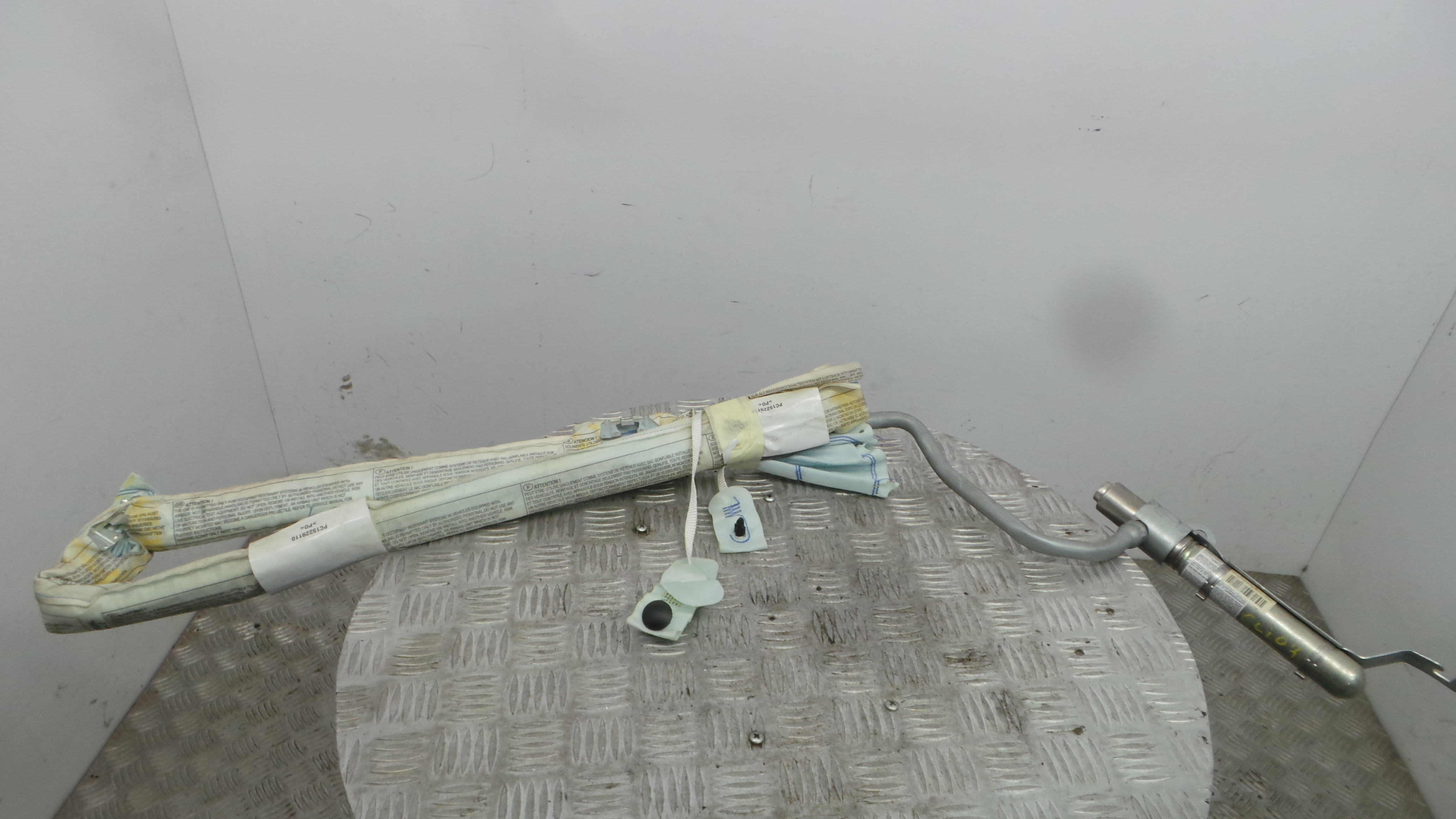 Airbags de Cortina Esq 8200635850 - RENAULT CLIO III (BR0/1, CR0/1)-38349224 Airbags de Cortina Esq 8200635850 - RENAULT CLIO III (BR0/1, CR0/1)-38349224