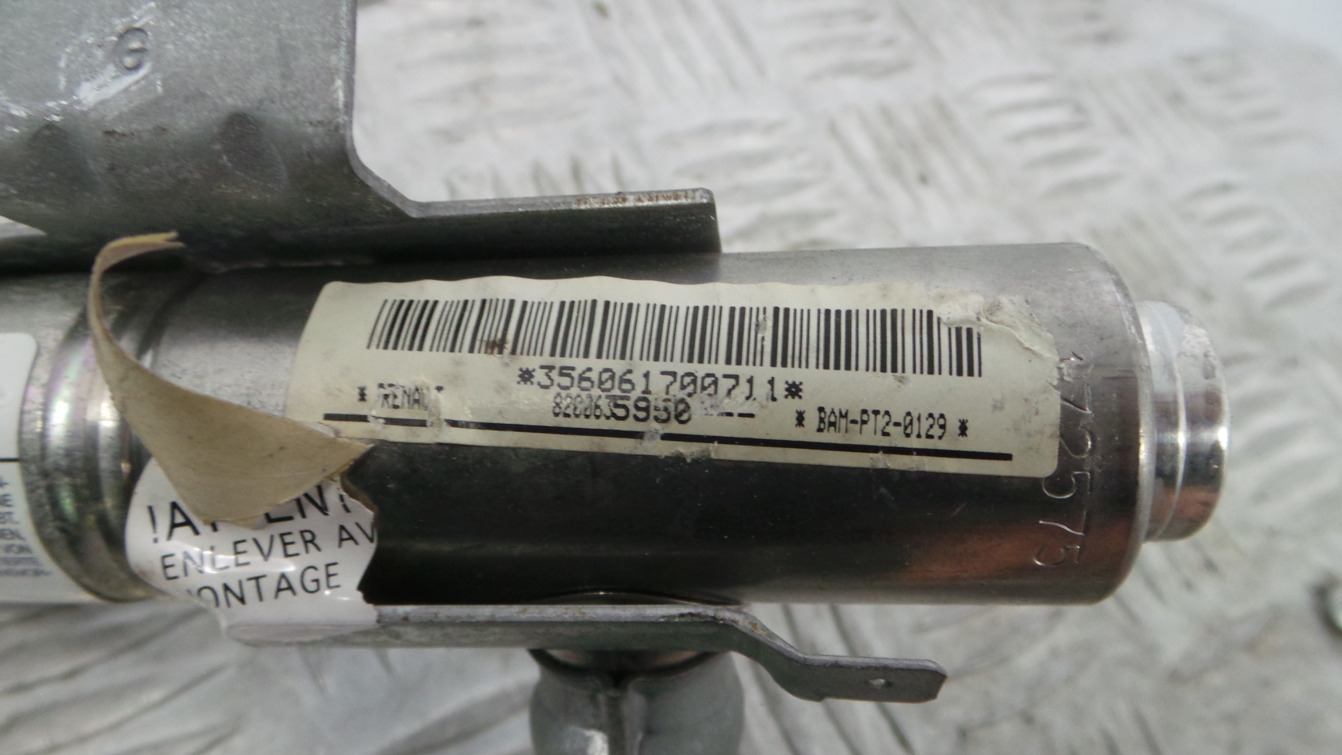 Airbags de Cortina Esq 8200635950 - RENAULT CLIO III (BR0/1, CR0/1)-38349239