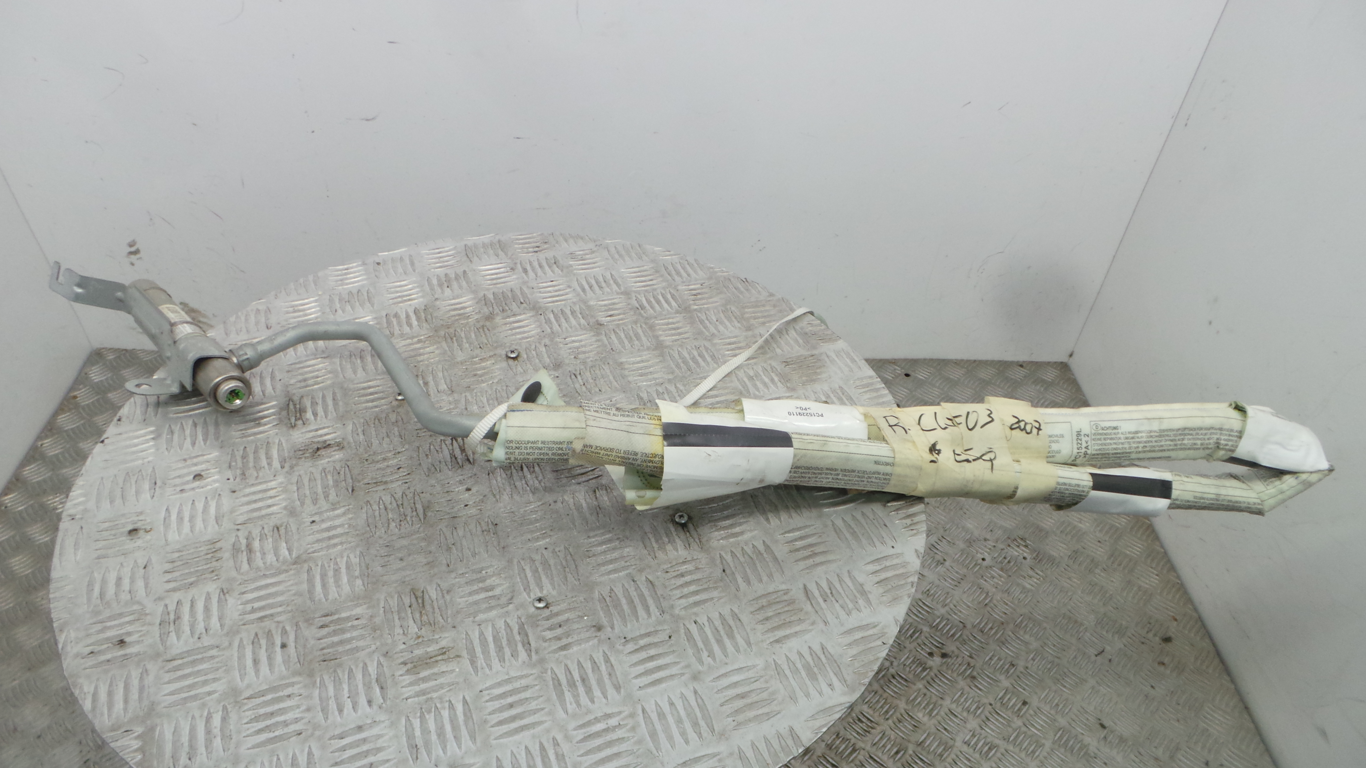 Airbags de Cortina Esq 8200635950 - RENAULT CLIO III (BR0/1, CR0/1)-38349242