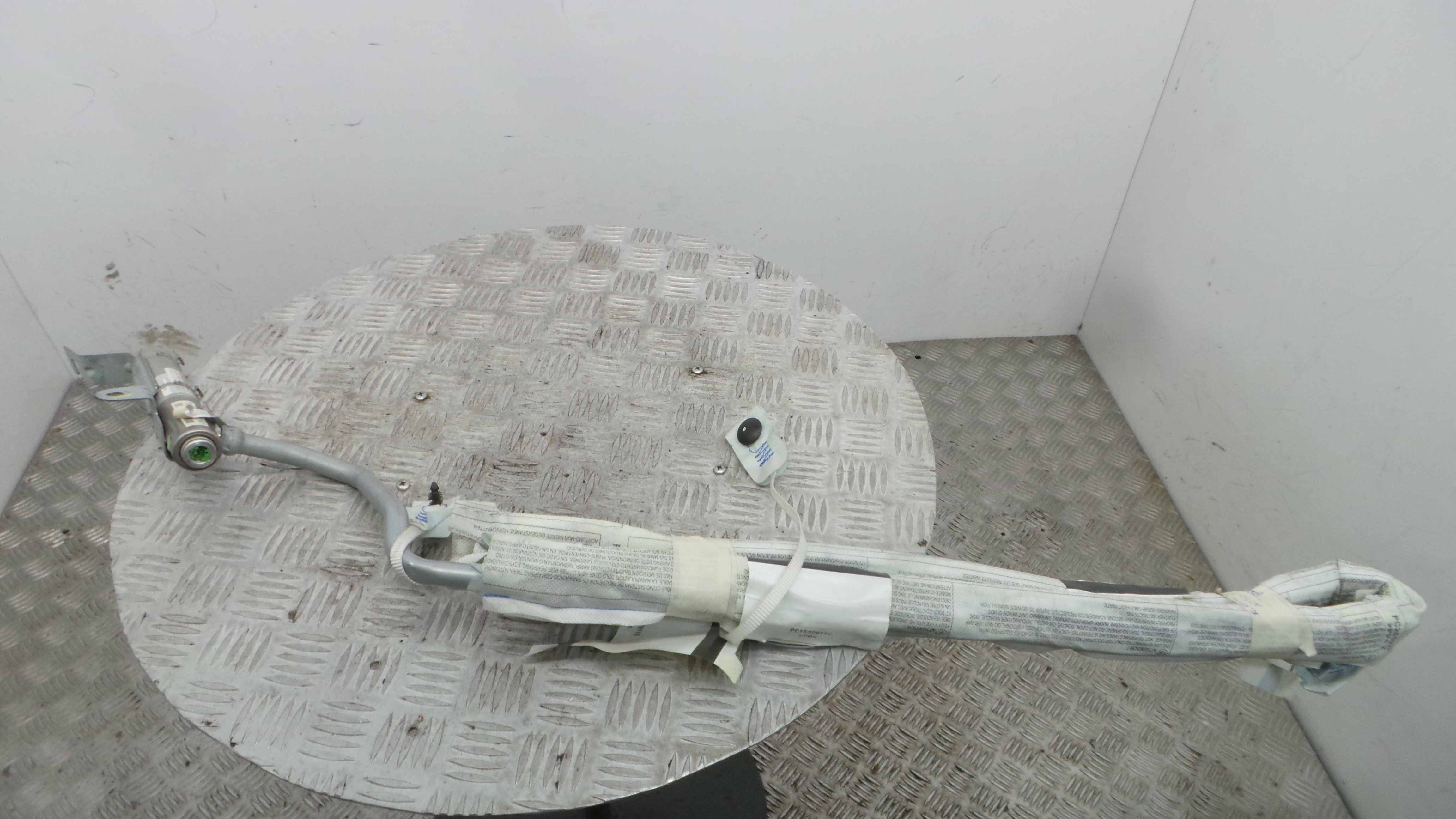 Airbags de Cortina Esq 8200635951 - RENAULT CLIO III (BR0/1, CR0/1)-38349248