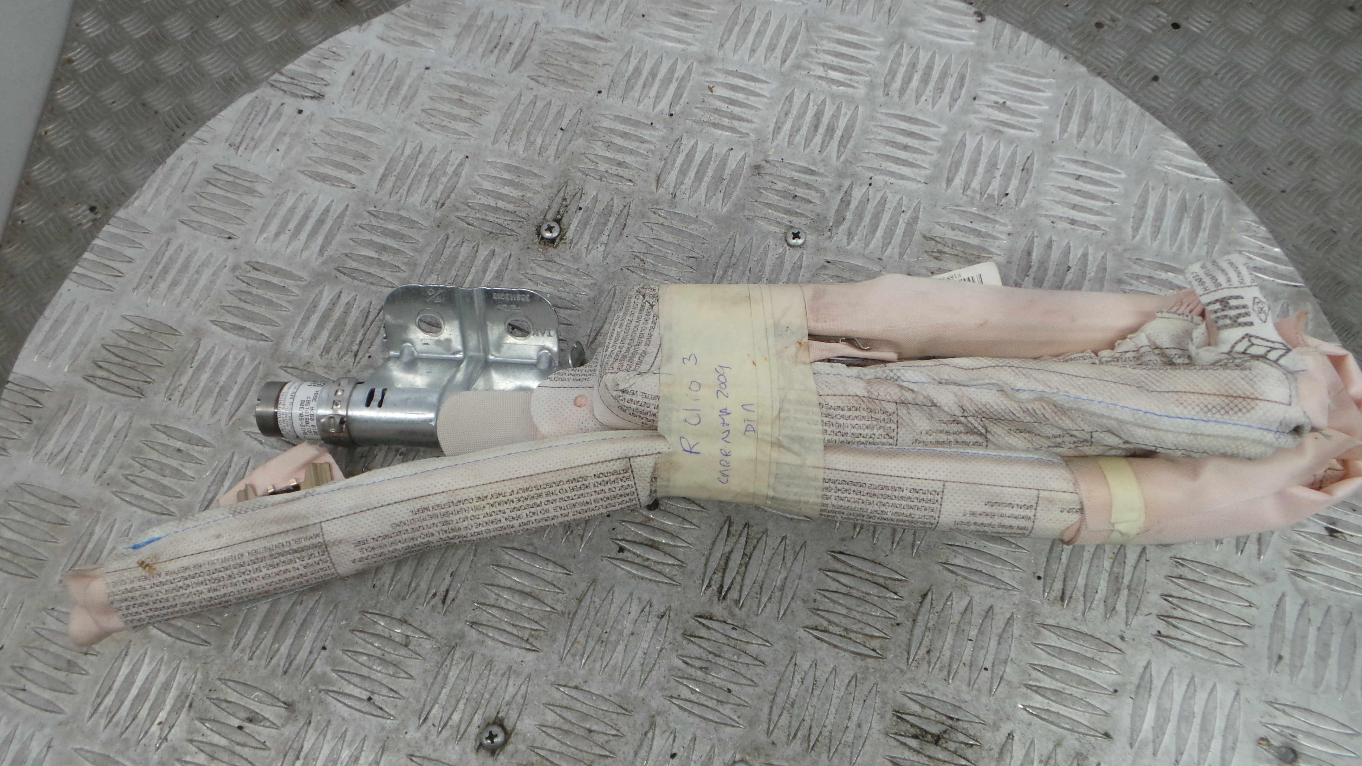 Airbags de Cortina Dto 8200612865 - RENAULT CLIO III Grandtour (KR0/1_), CLIO III Sportour (KR0/1_)-38349392