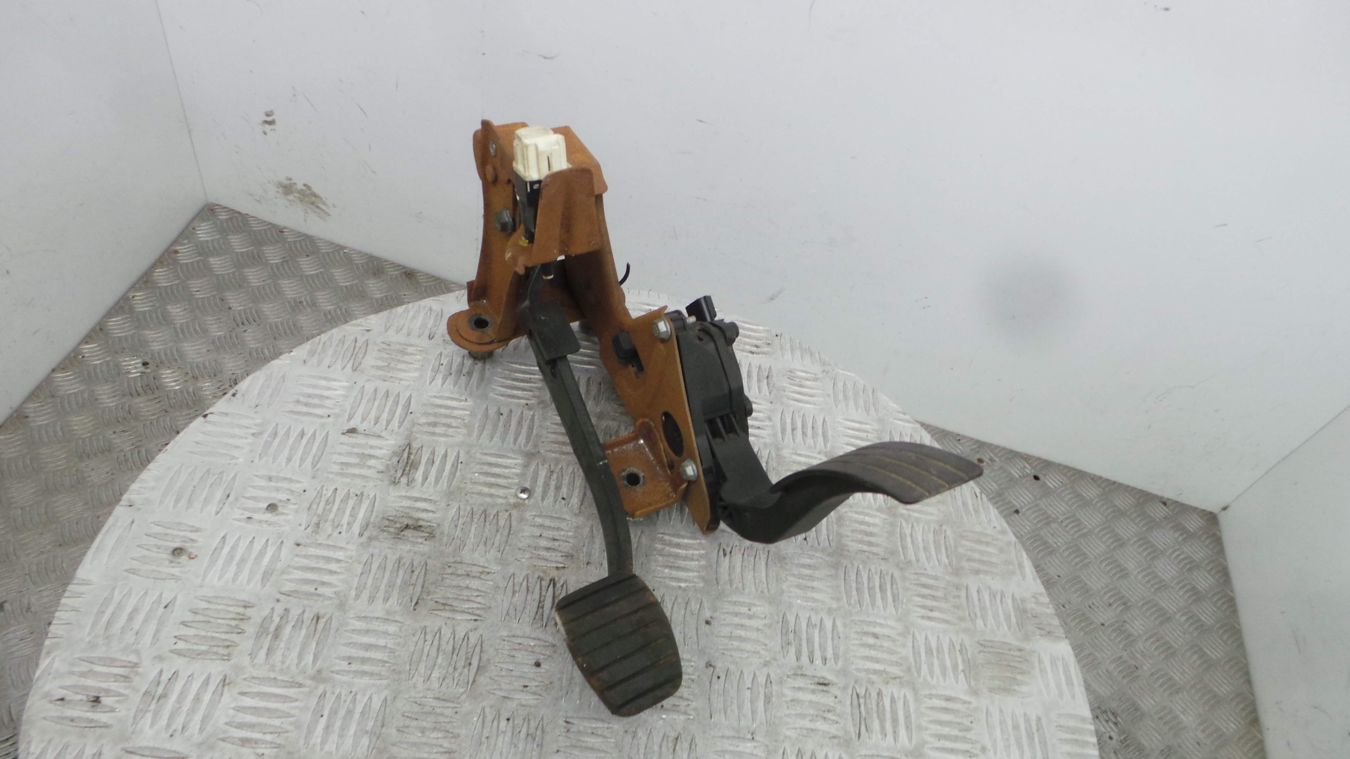 Pedal do Acelerador 180029347R - RENAULT CLIO IV (BH_)-38349438 Pedal do Acelerador 180029347R - RENAULT CLIO IV (BH_)-38349438