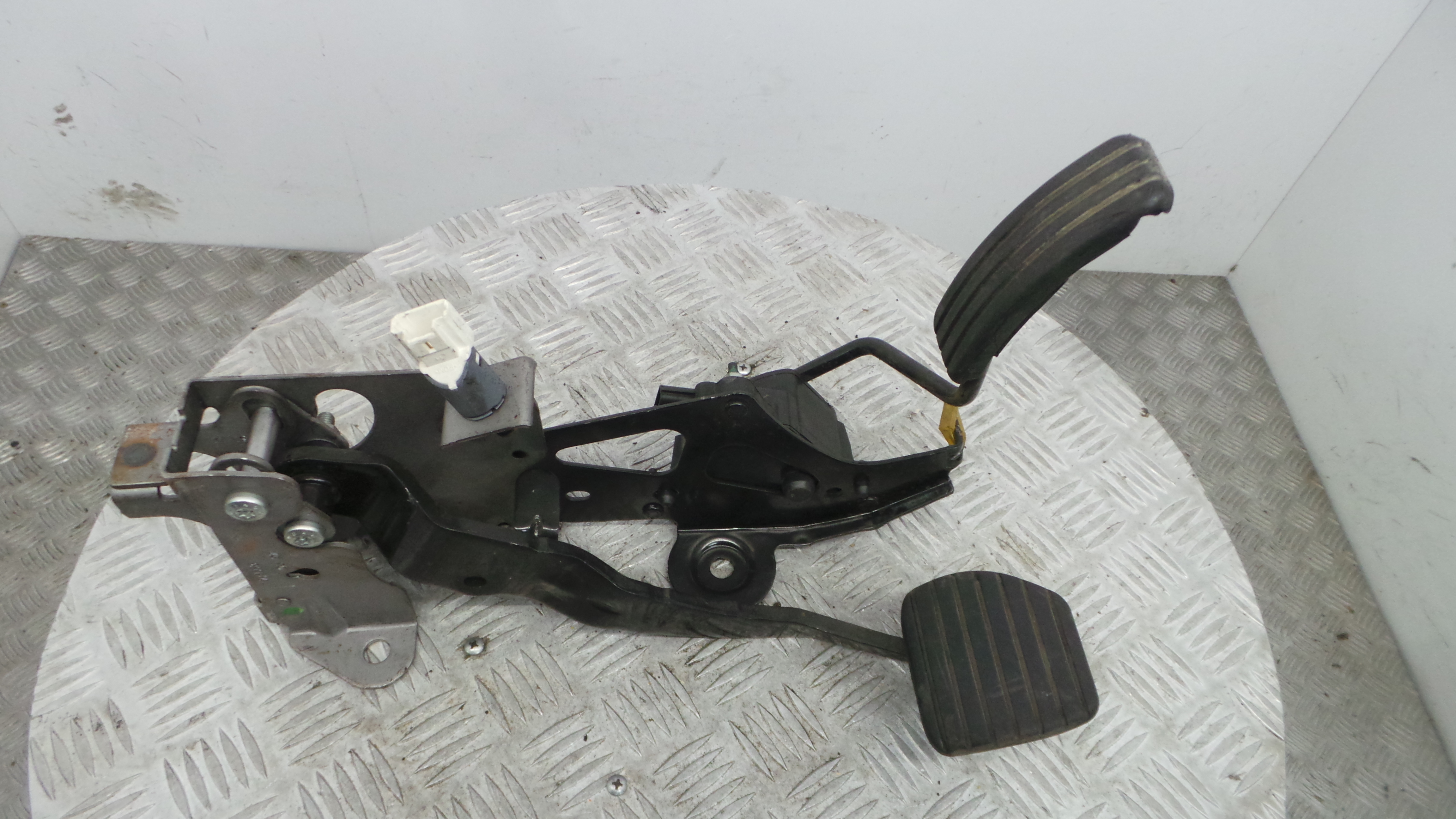 Pedal do Travão 30005201/00A - RENAULT SCÉNIC II (JM0/1_)-38349459