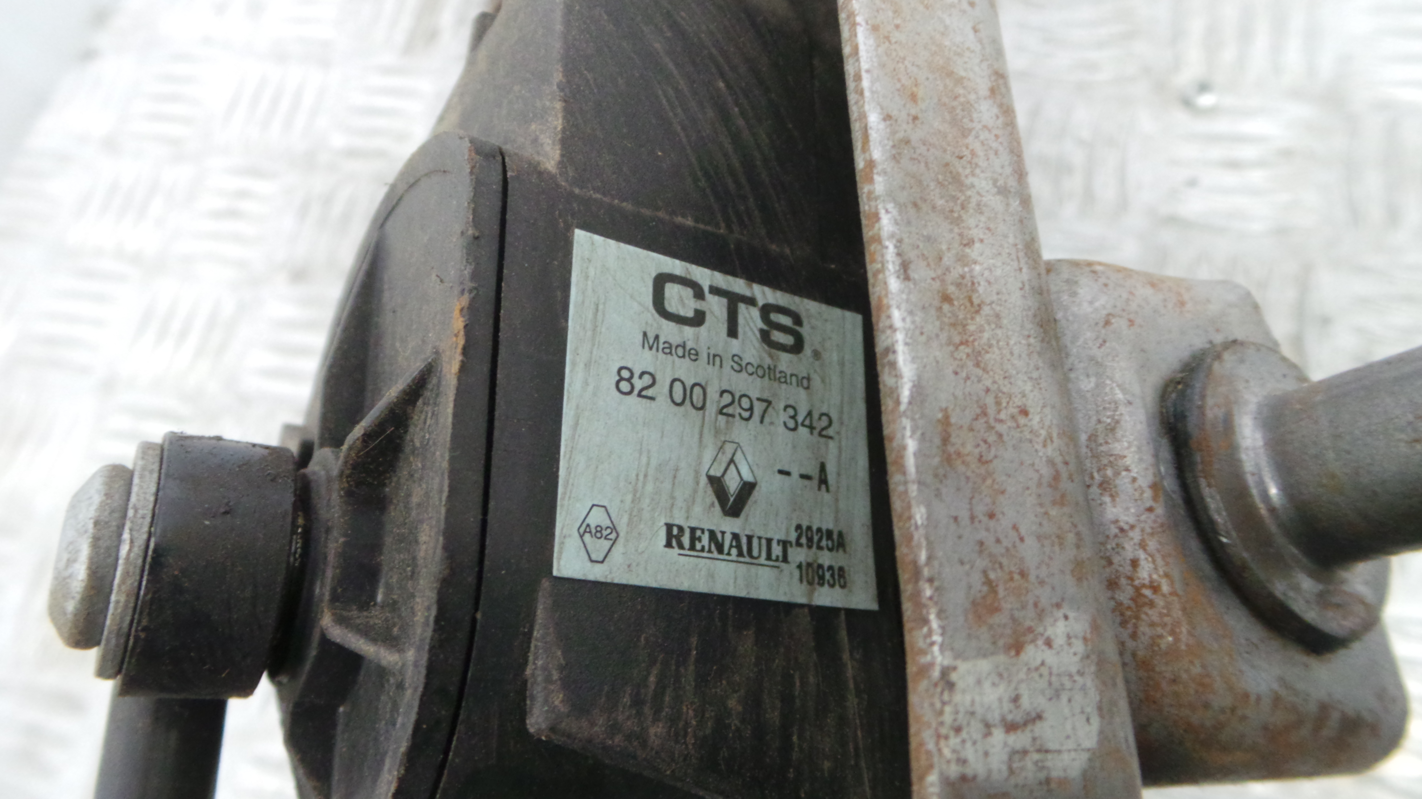 Pedal do Travão 8200275889A - RENAULT CLIO III (BR0/1, CR0/1)-38349463