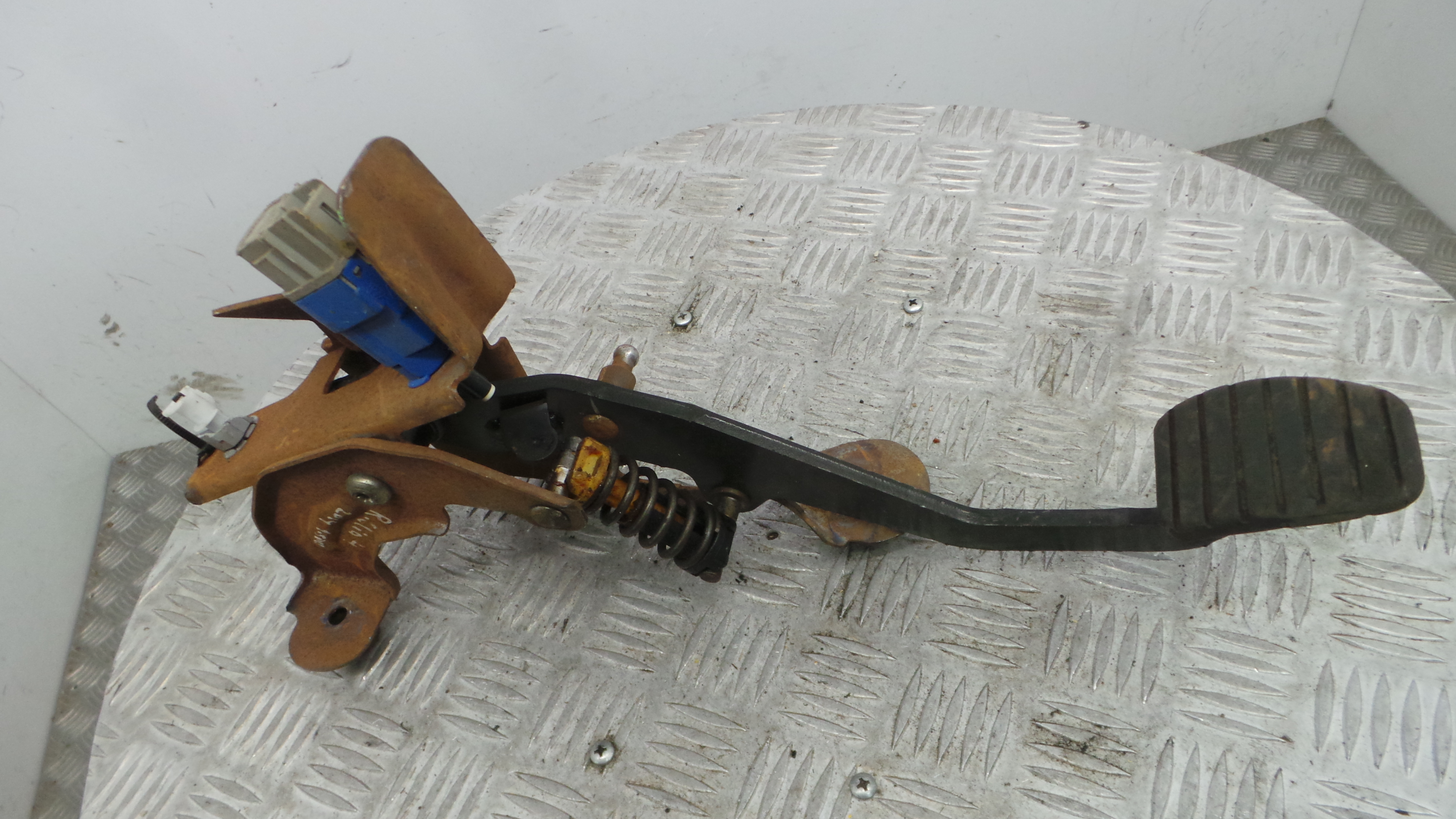 Pedal de Embraiagem 465033591R - RENAULT CLIO IV (BH_)-38349535 Pedal de Embraiagem 465033591R - RENAULT CLIO IV (BH_)-38349535