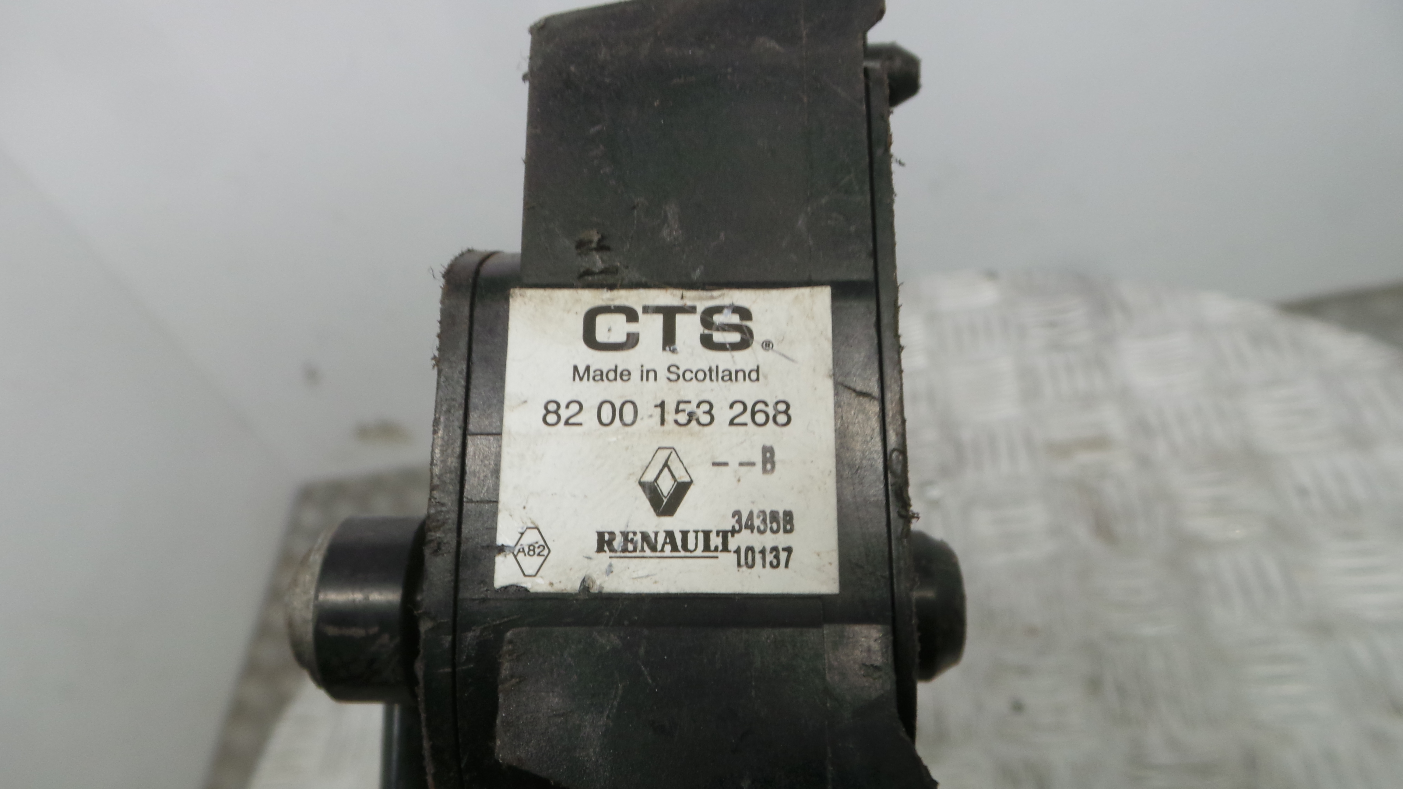 Pedal do Acelerador 8200153268 - RENAULT MEGANE II (BM0/1_, CM0/1_)-38349564