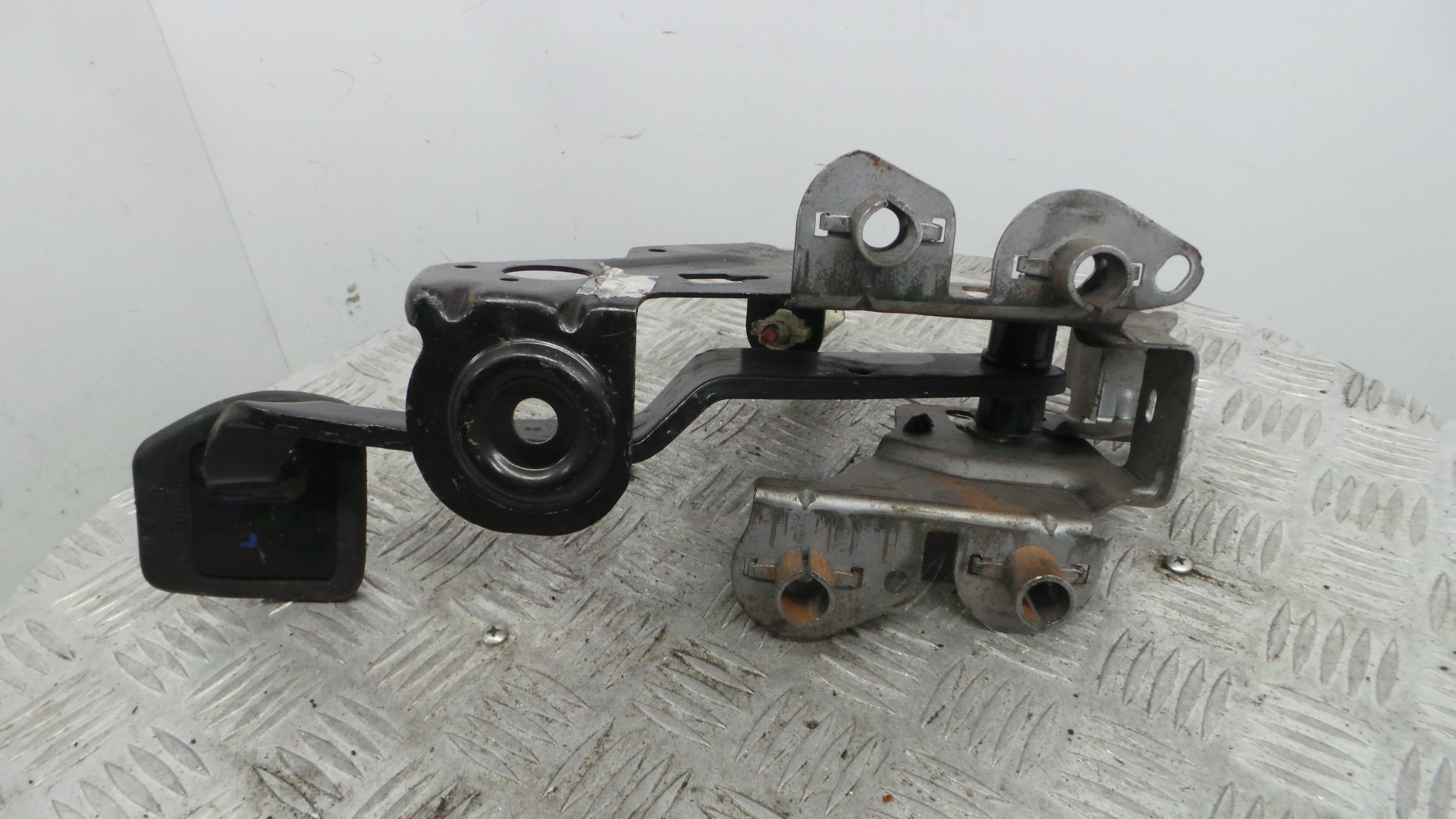 Pedal do Travão 465010015R - RENAULT MEGANE III Hatchback (BZ0/1_, B3_)-38349596