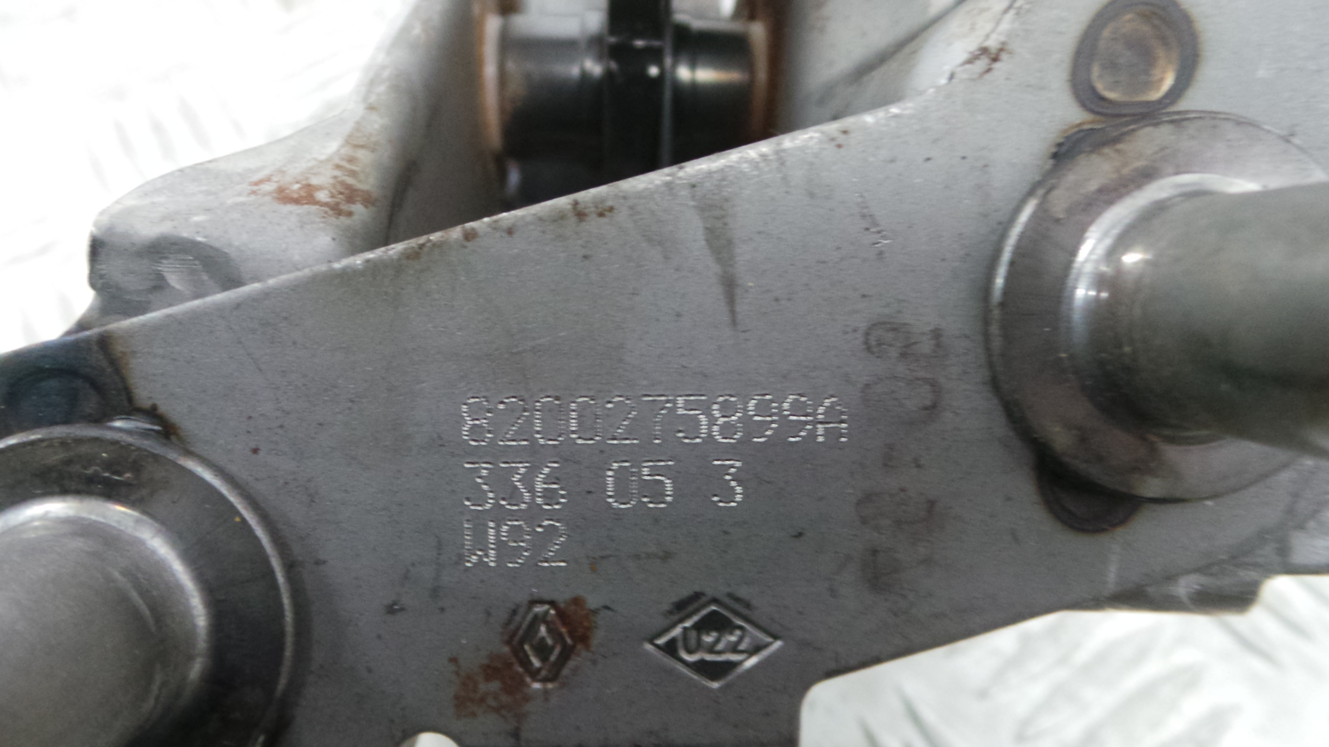 Pedal de Embraiagem 8200275899A - RENAULT CLIO III (BR0/1, CR0/1)-38349602