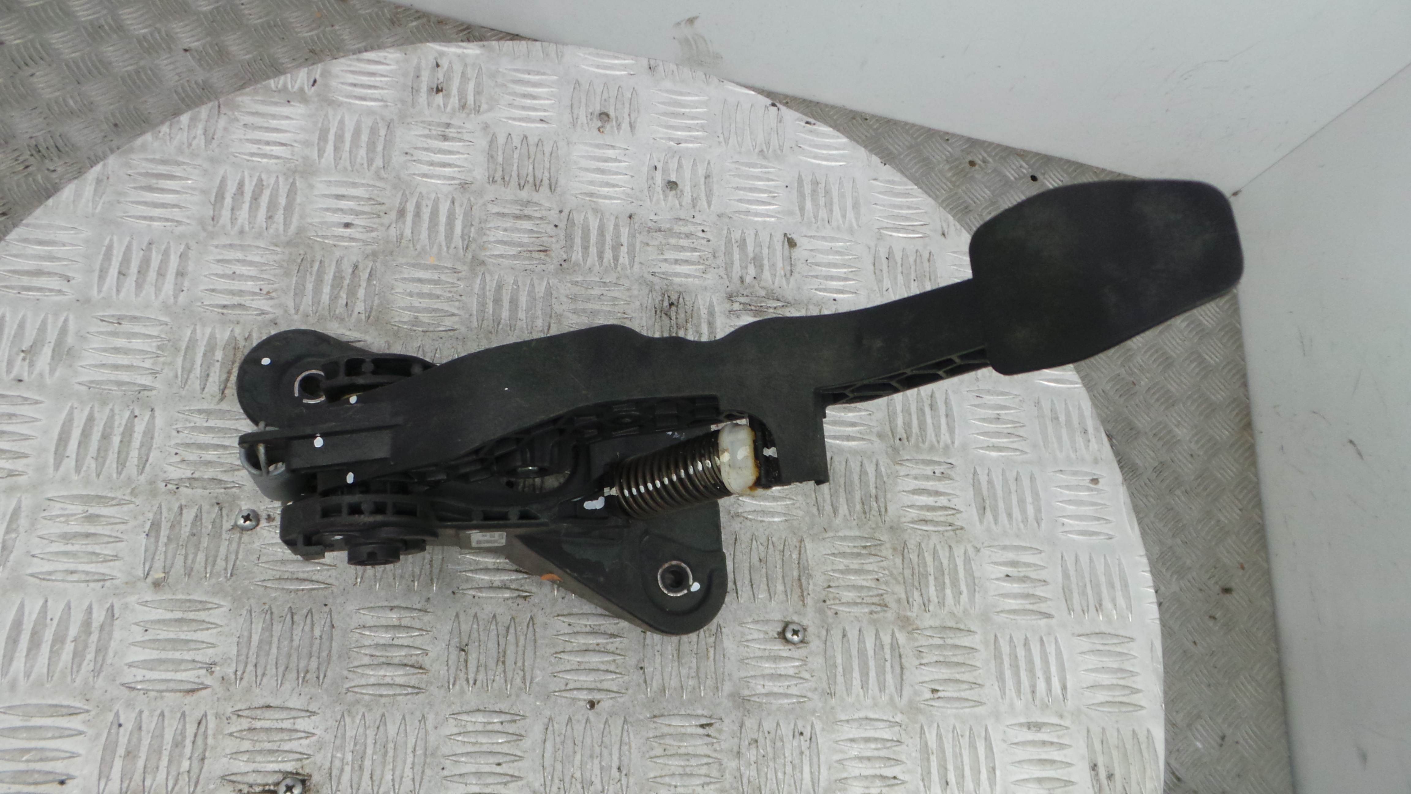 Pedal de Embraiagem 0R465032747R - RENAULT CLIO V (B7_)-38349616