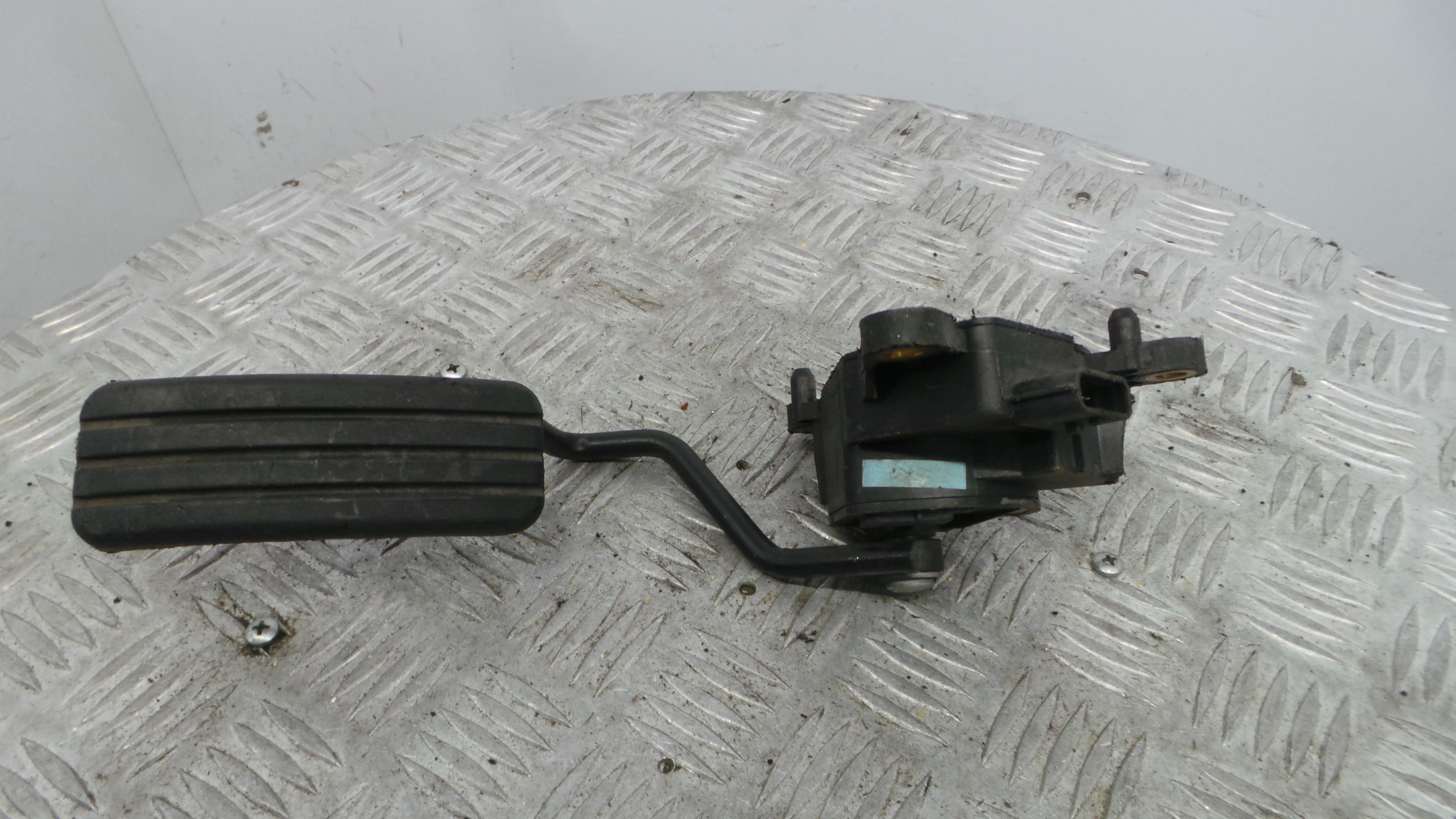 Pedal do Acelerador 8200297342B - RENAULT CLIO III (BR0/1, CR0/1)-38349627