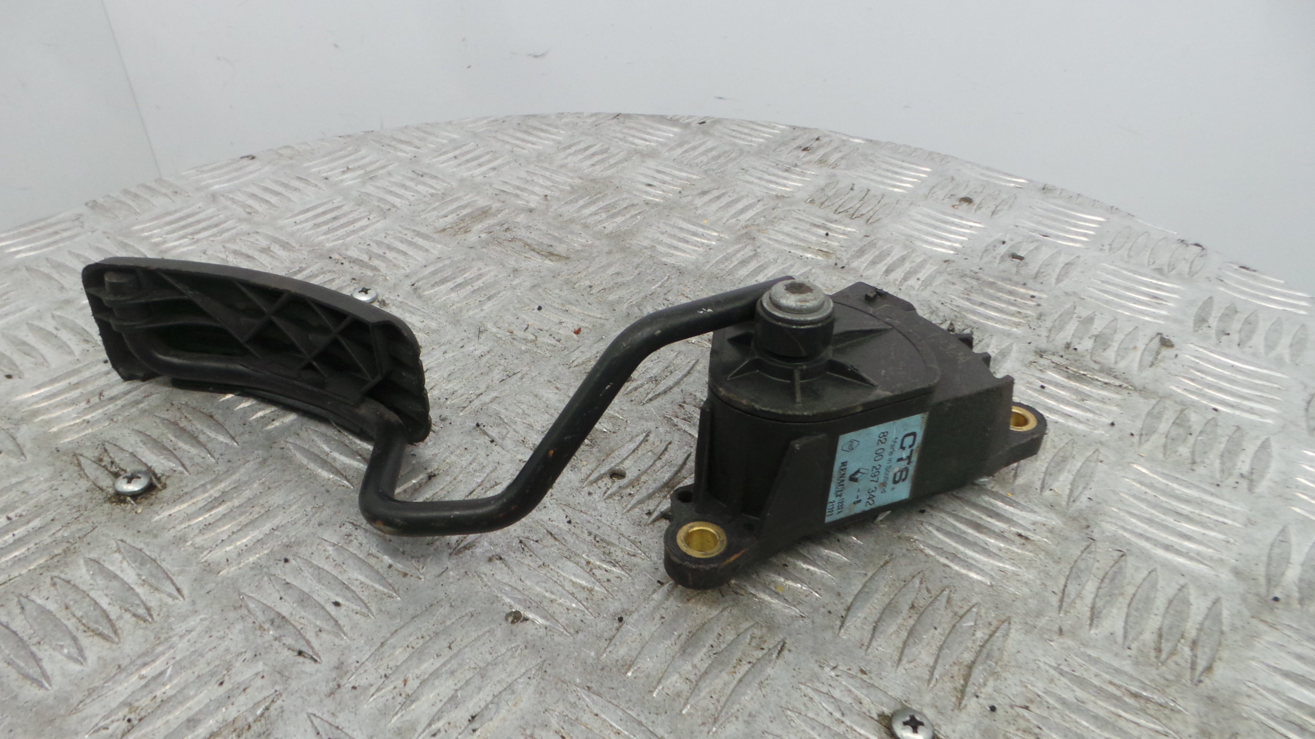 Pedal do Acelerador 8200297342B - RENAULT CLIO III (BR0/1, CR0/1)-38349627