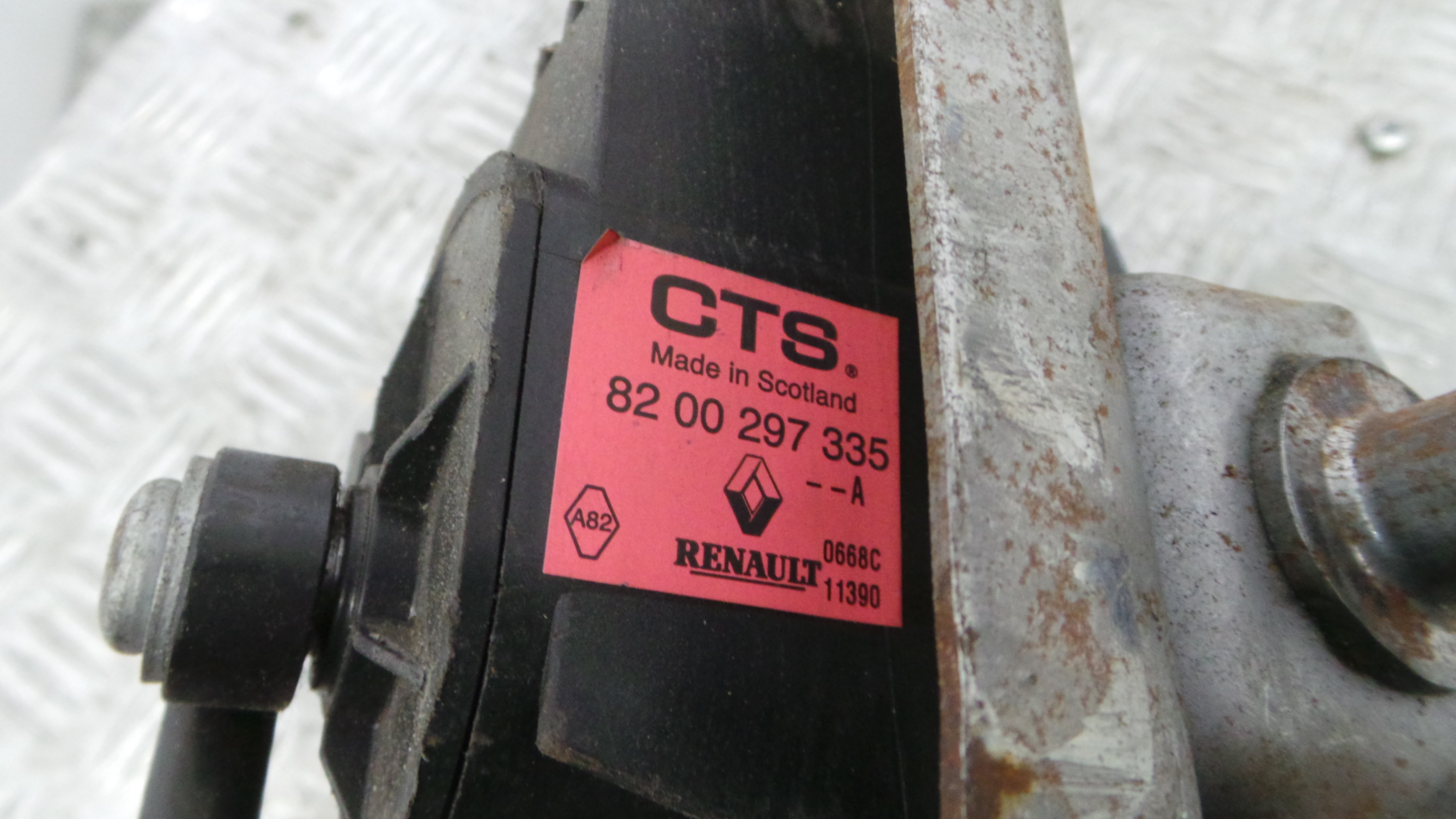 Pedal do Travão 8200696862A - RENAULT CLIO III (BR0/1, CR0/1)-38349643