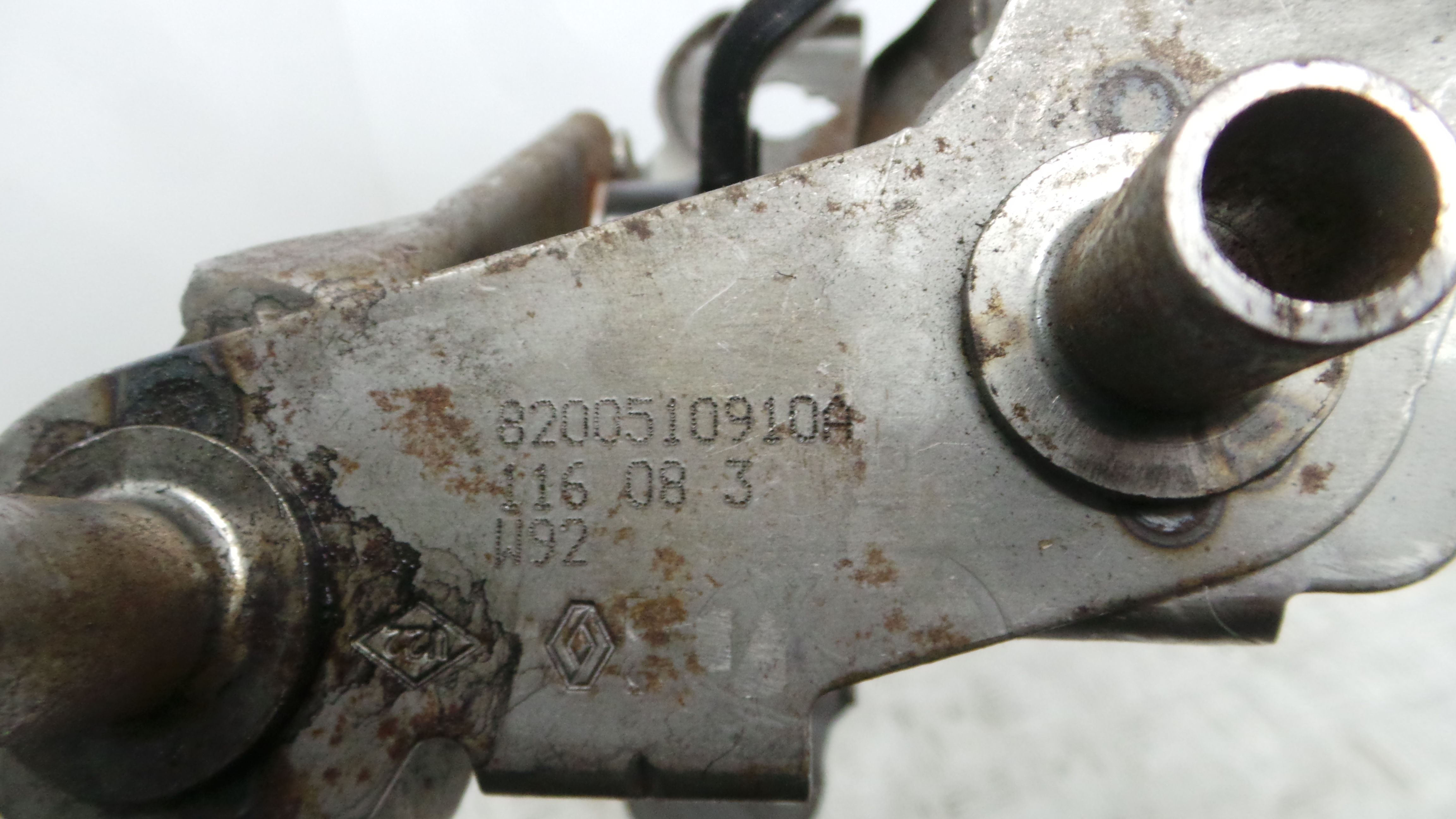 Pedal de Embraiagem 8200510910A - RENAULT CLIO III (BR0/1, CR0/1)-38349664